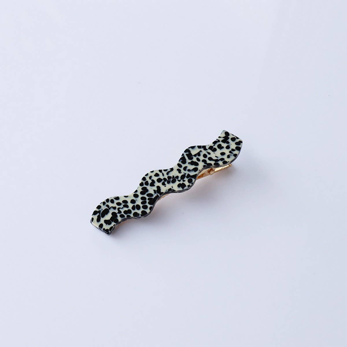 Wavy Acetate Hair Clip Simple Chic Side Bang Pin
