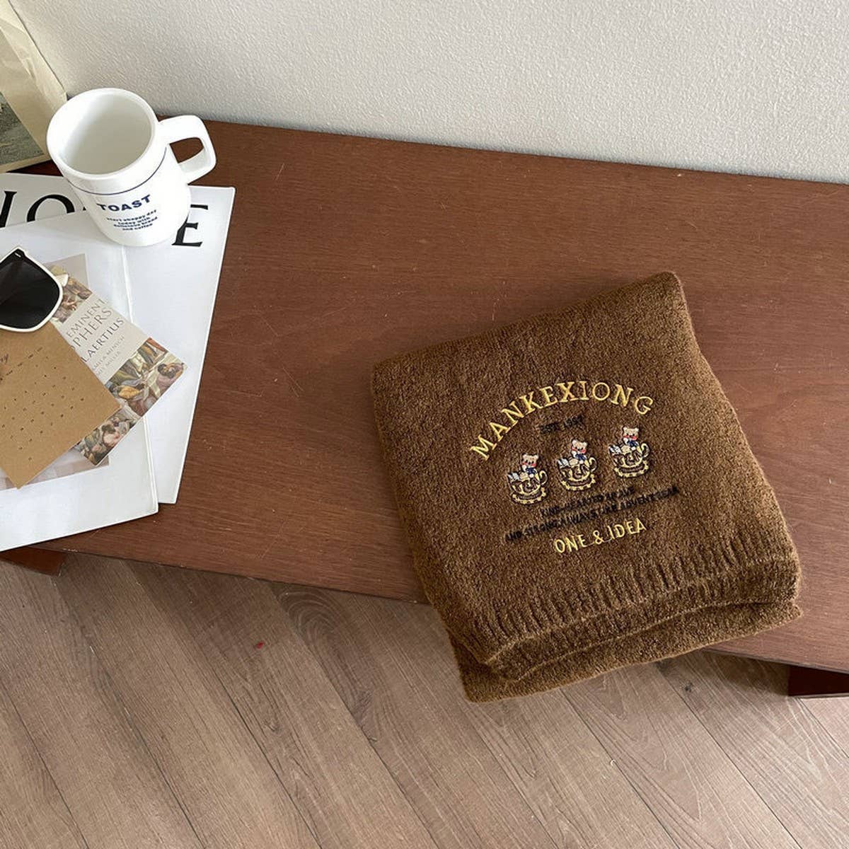 Cute Bear Embroidery Solid Color Knitted Scarf_Cwasc1243