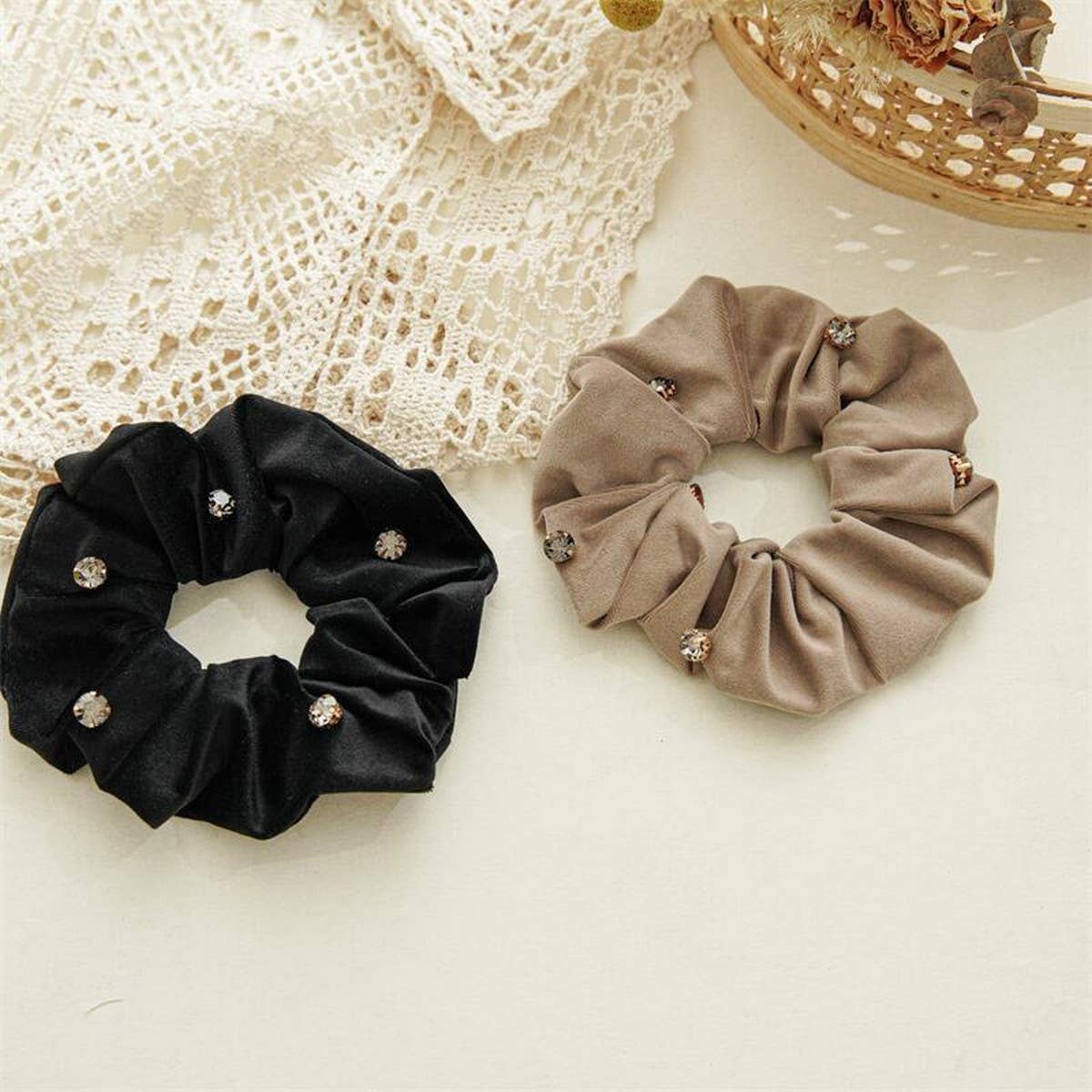 BEADED LARGE INTESTINE HAIR RING SCRUNCHIES_CWAHA2881