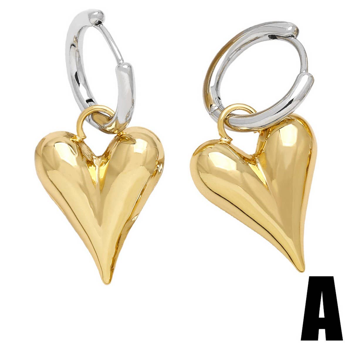 GOLD PLATED HEART SHAPED PENDANT EARRINGS_CWAJE0983