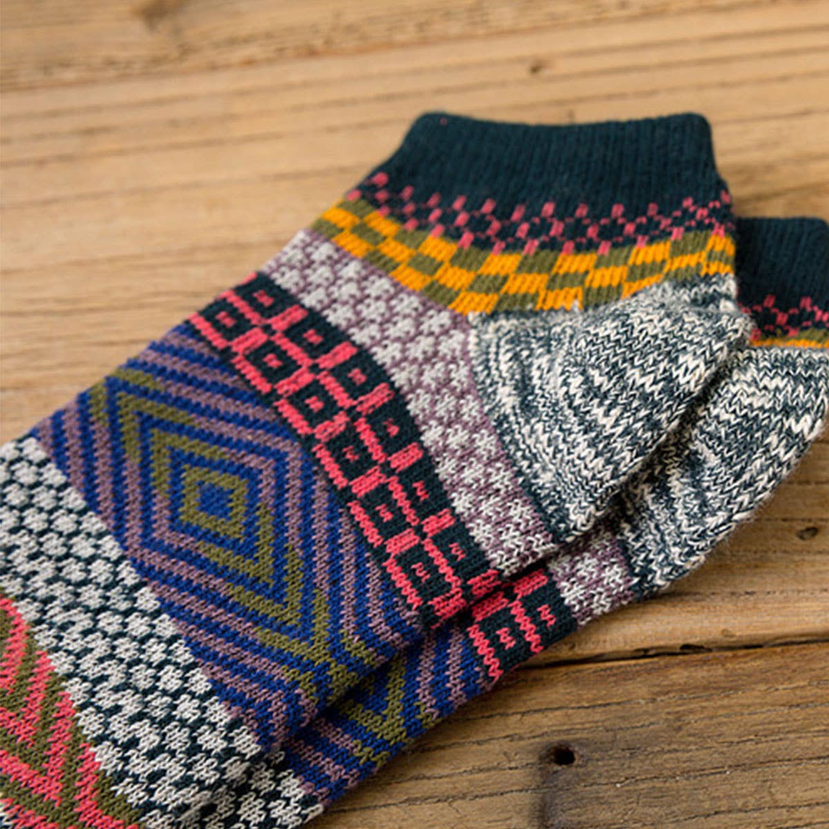 5PCS SET ALPACA VINTAGE FLORAL PATTERN SOCKS_CWMS0207