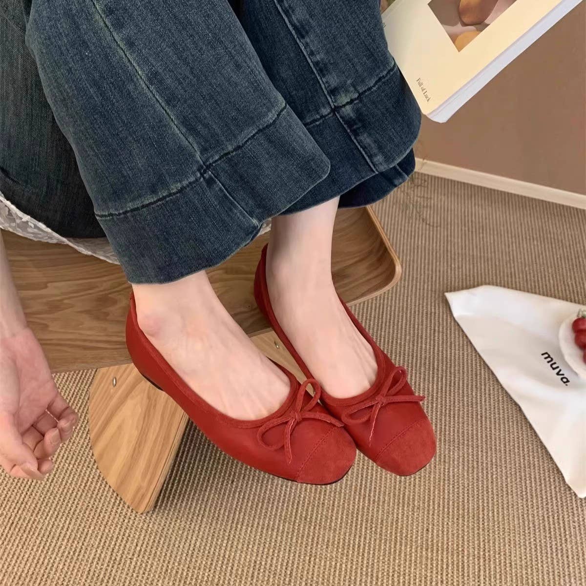 RED WEDGE ROUND TOE SLIP ON BALLET FLATS_CWSHF0125