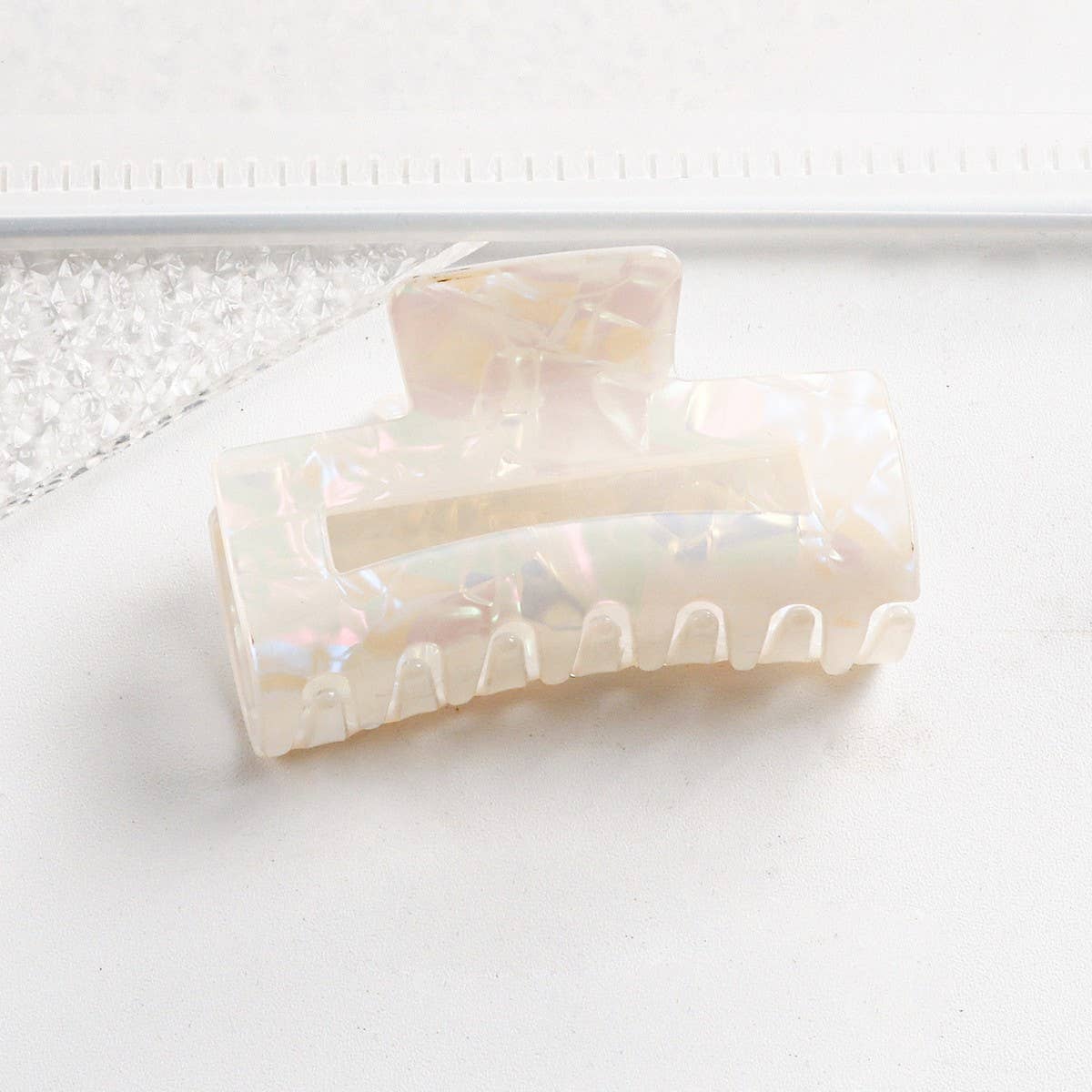 Cwaha1401_Elegant Rectangle Medium Hair Claw Clip