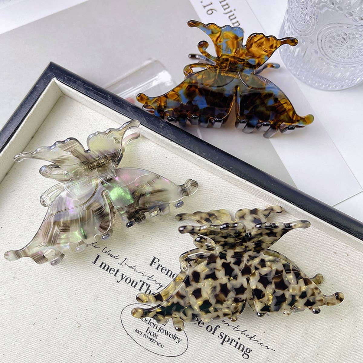 Vintage 3D Butterfly Hair Claw French Acetate Clip_Cwaha1335