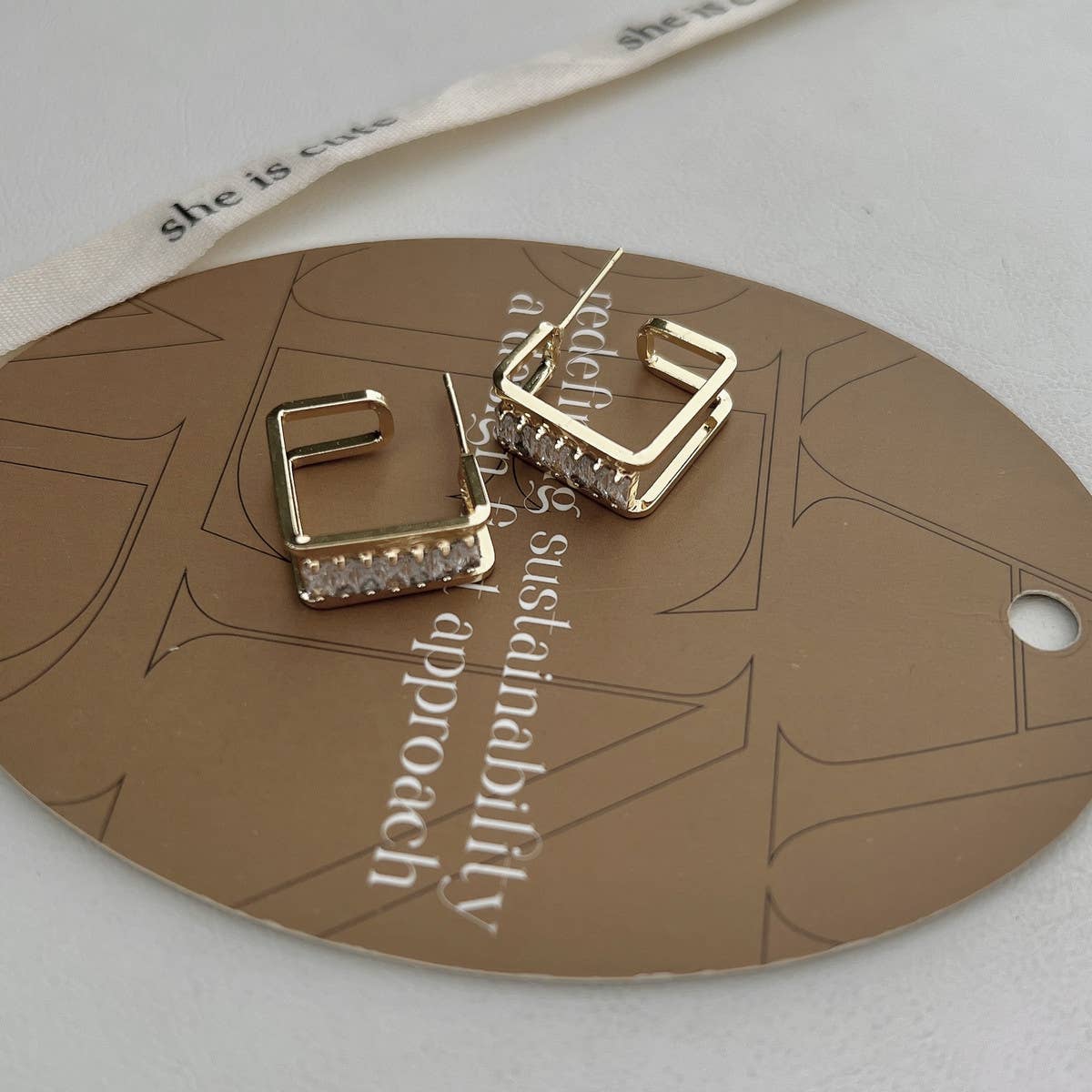 ADVANCED MICRO INLAID ZIRCON EARRINGS_CWAJE1335