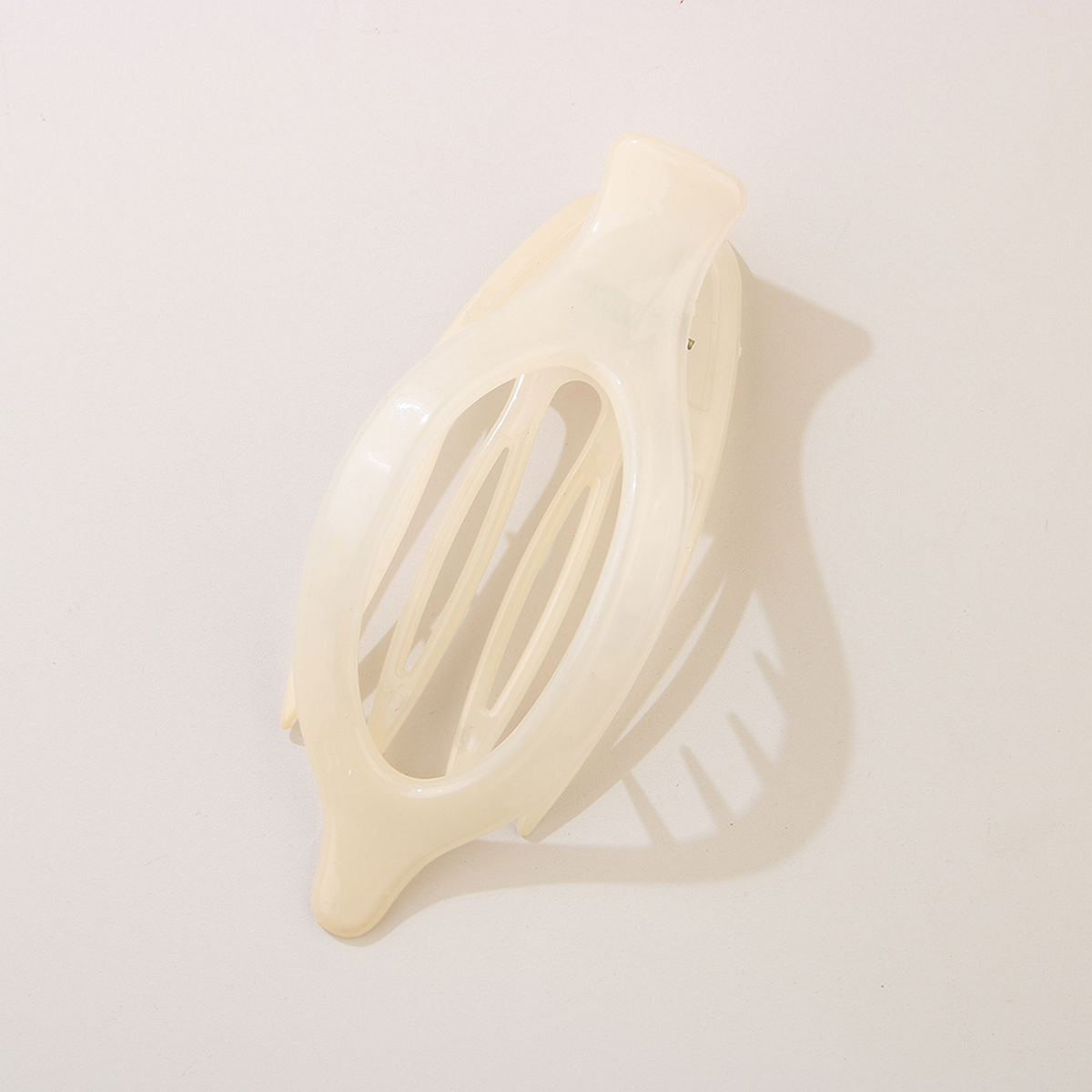 LEAF OVAL HAIR CLIP MINIMALIST CLAW BARRETTE_CWAHA6511