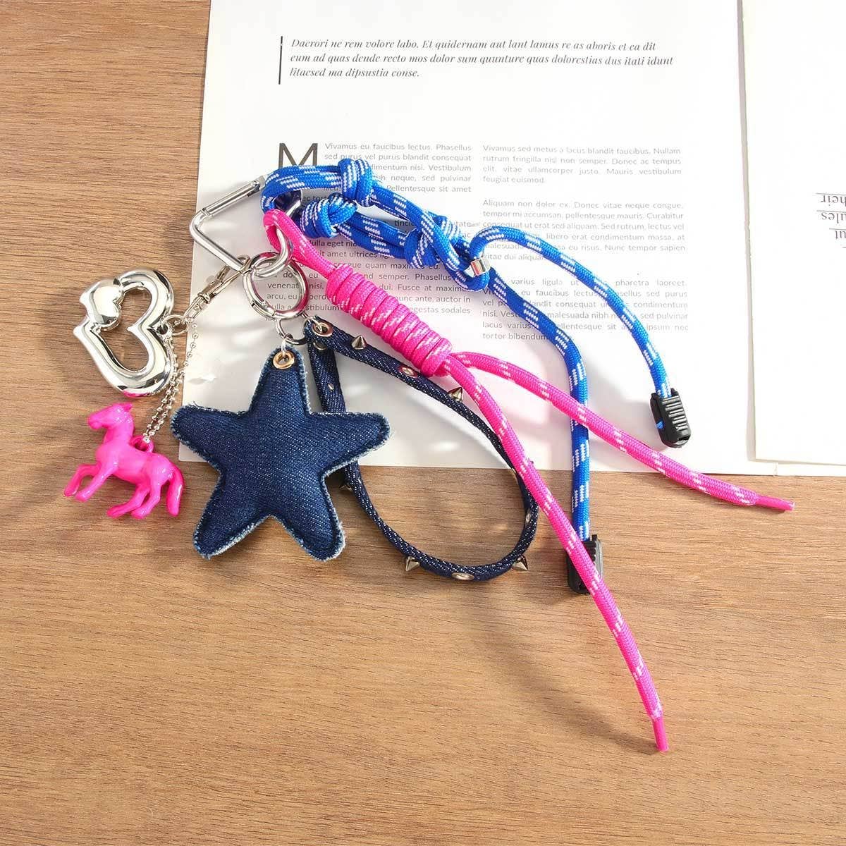 EDGY SWEET PEGASUS KEYCHAIN WITH STAR_CWMM7826