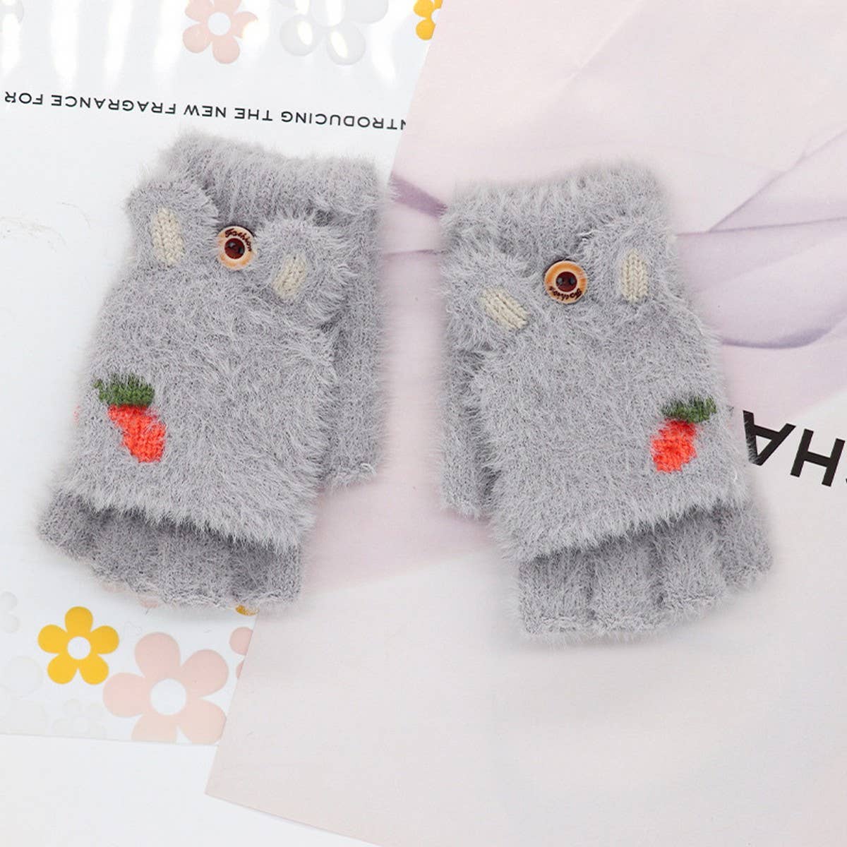 BABY HALF FINGER FLIP CARROT WRITING WARM GLOVES_CWAG0159