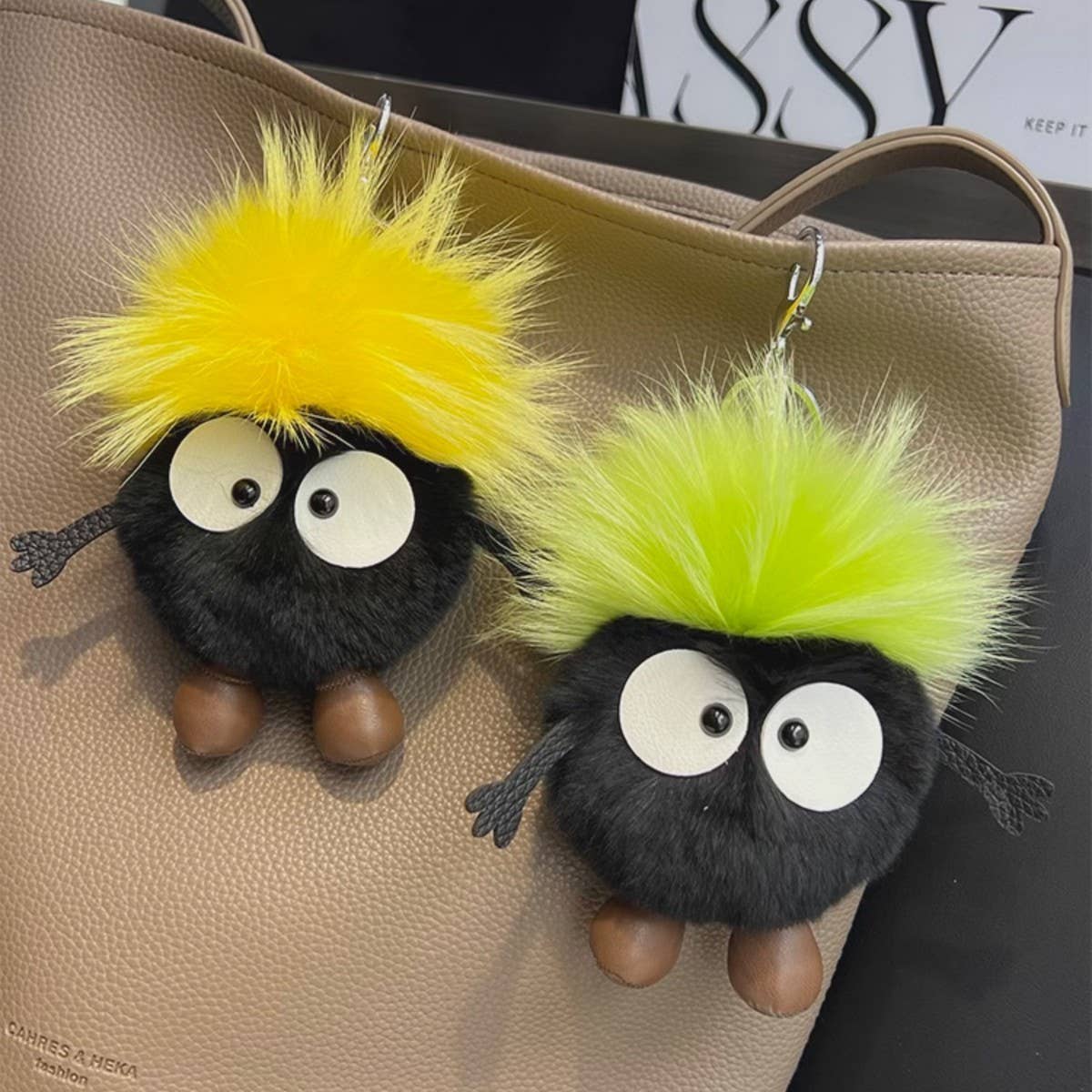 CUTE LITTLE COAL BRIQUETTES CAR KEYCHAIN PENDANT_CWMM2530