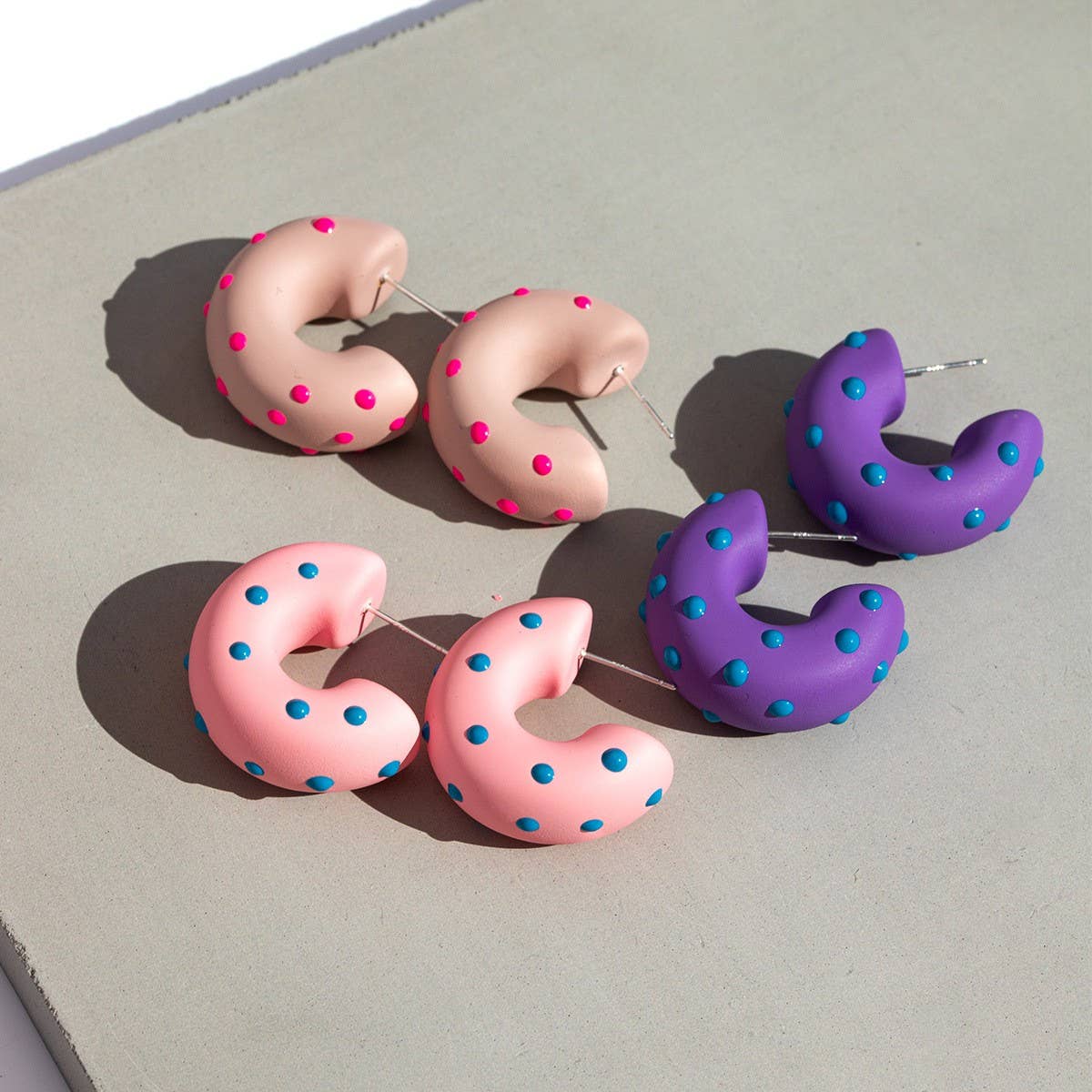 PERSONALIZED FASHIONABLE C SHAPED EARRINGS_CWAJE1361