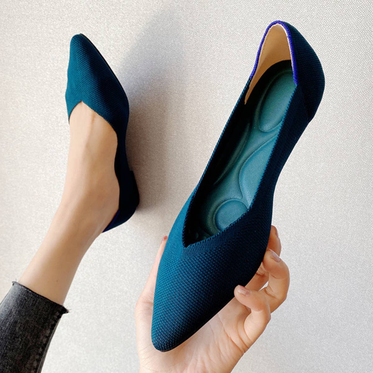 COMFORTABLE POINTED FLAT SHOES FOR WOMEN_CWSHF0006