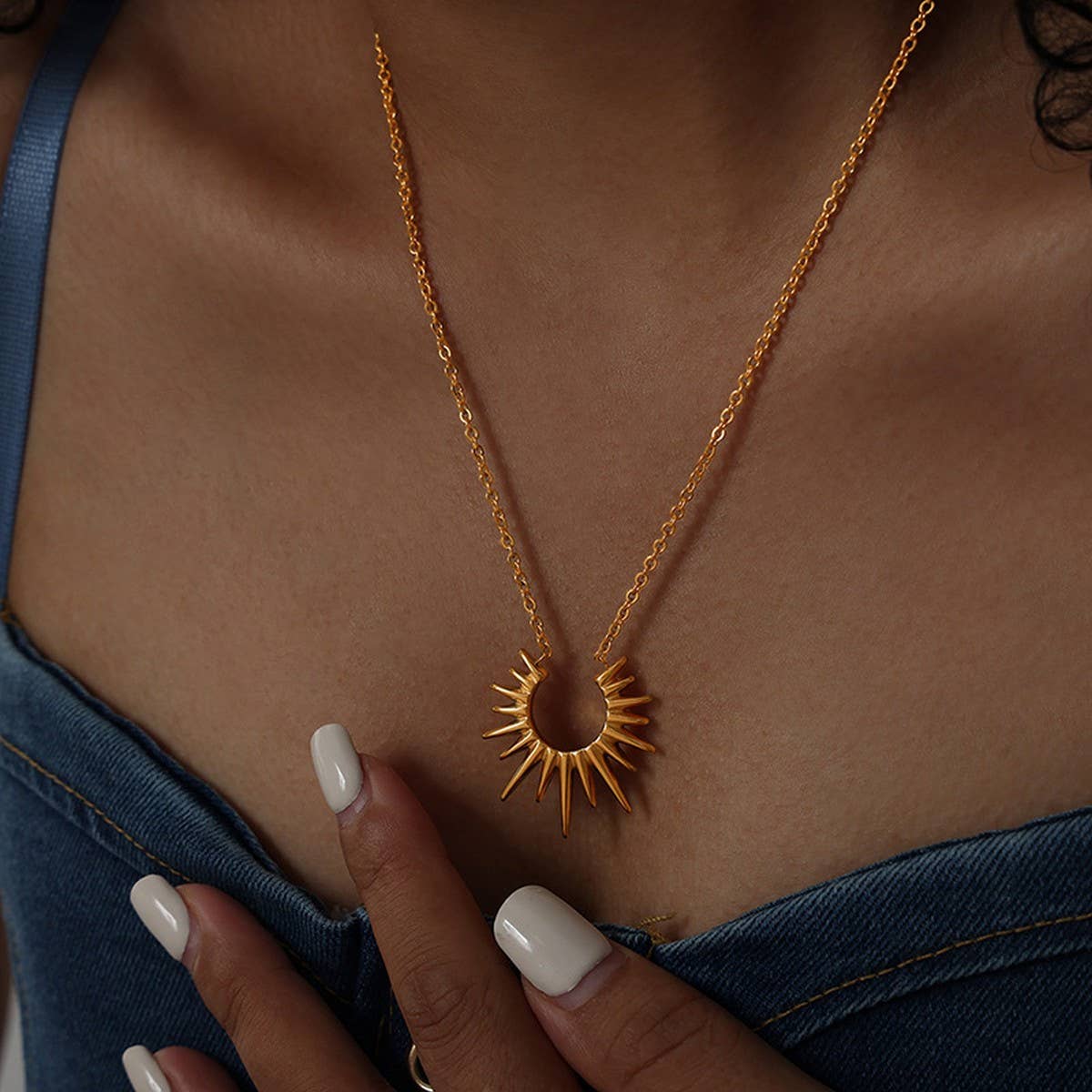 SUNFLOWER TITANIUM STEEL NECKLACE JEWELRY_CWAJE1083
