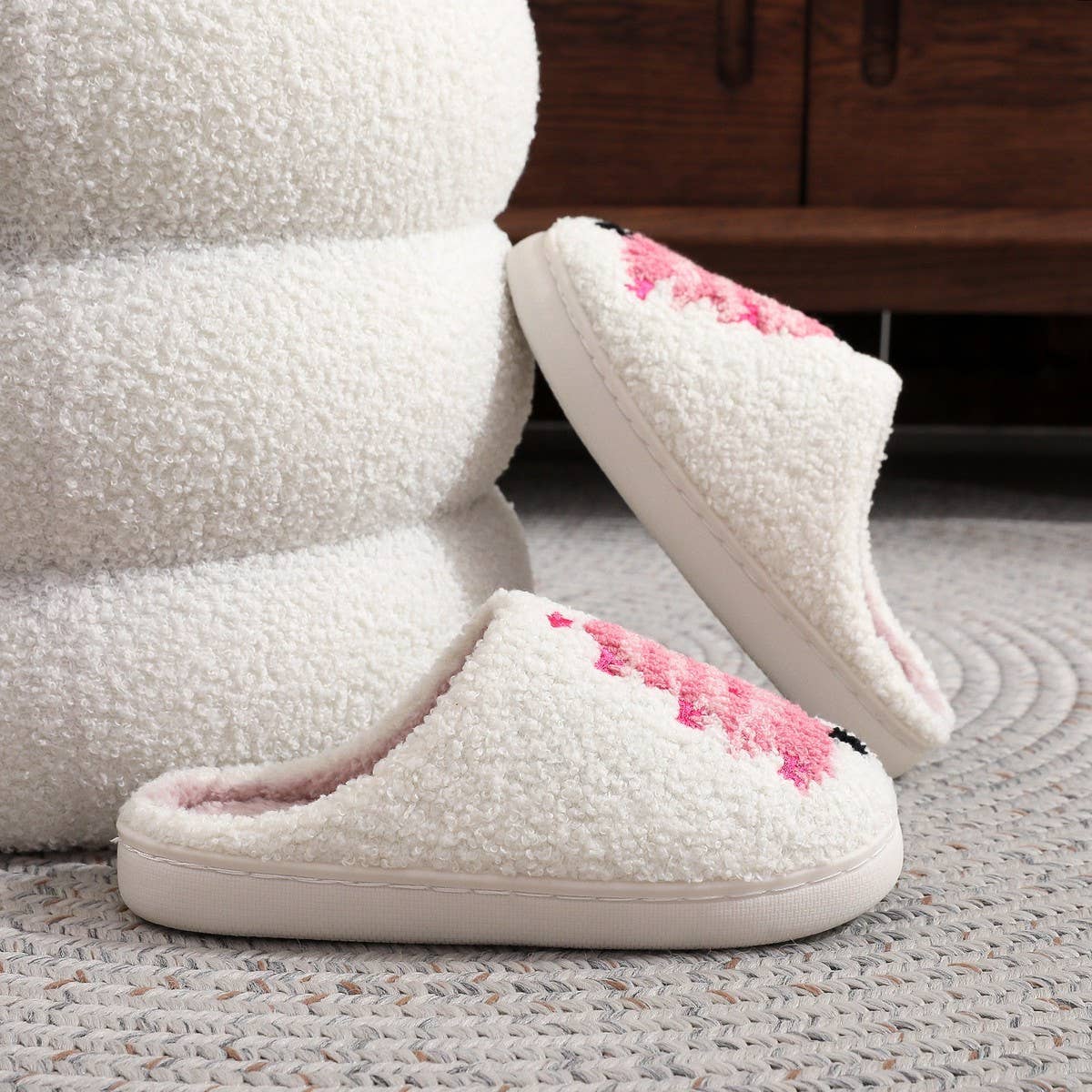 COZY PINK XMAS SLIPPERS THICK SOFT HOME SHOES_CWSHF00217
