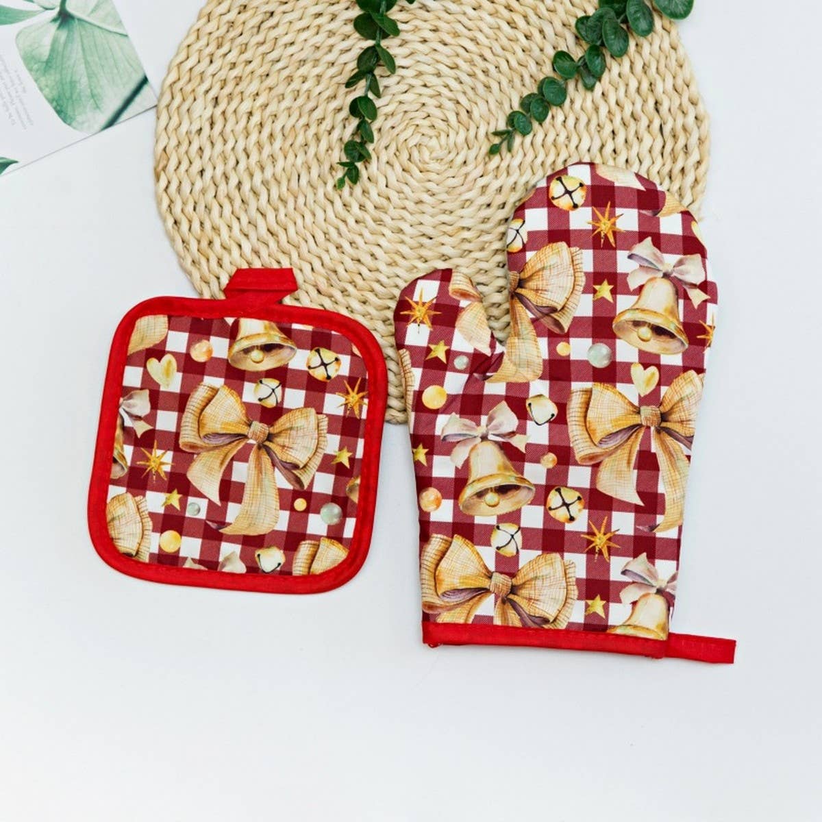 CHRISTMAS SERIES BAKING ANTI SCALDING GLOVES_CWMM1460