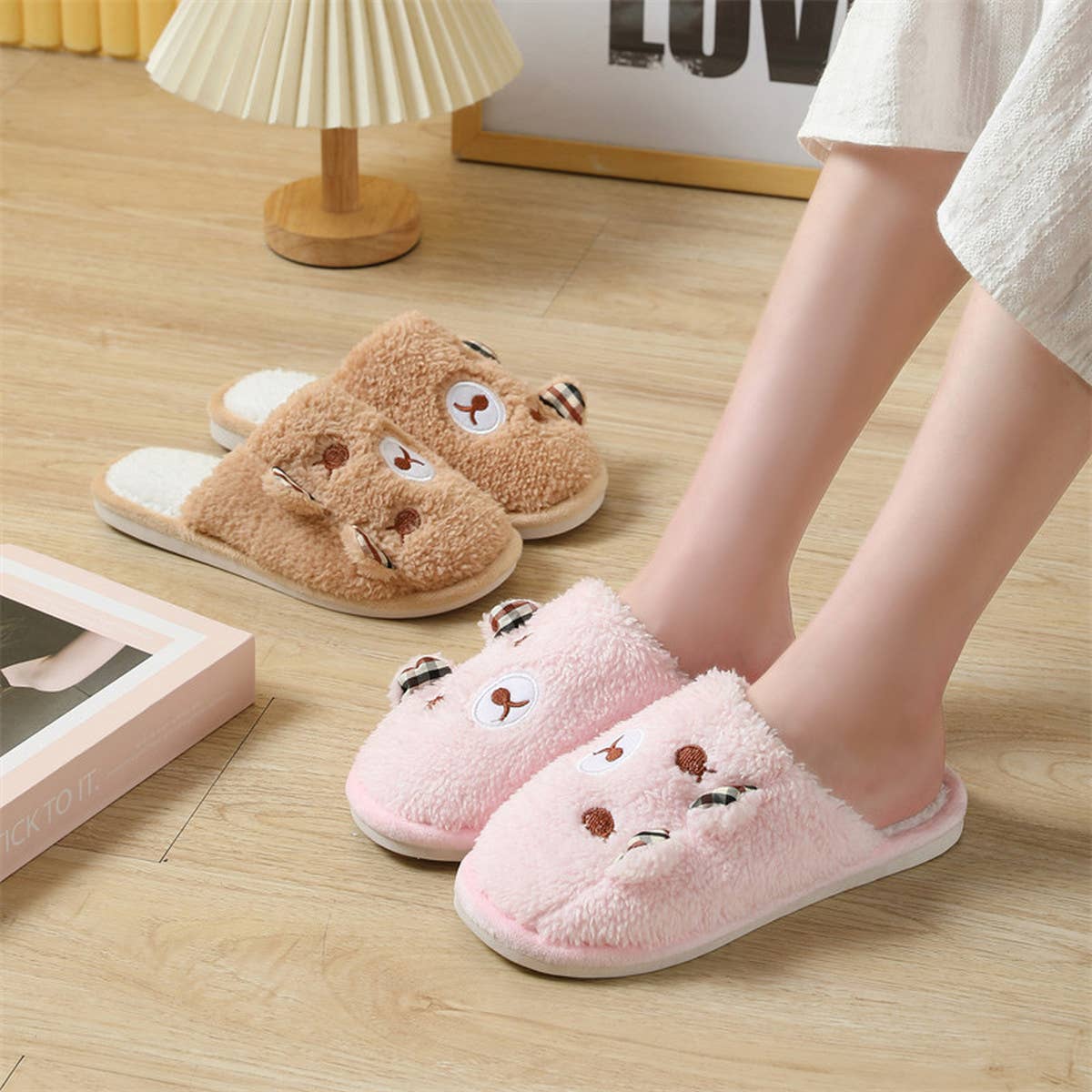 HOUSEHOLD CUTE CARTOON BEAR COTTON SLIPPERS_CWSHS0319