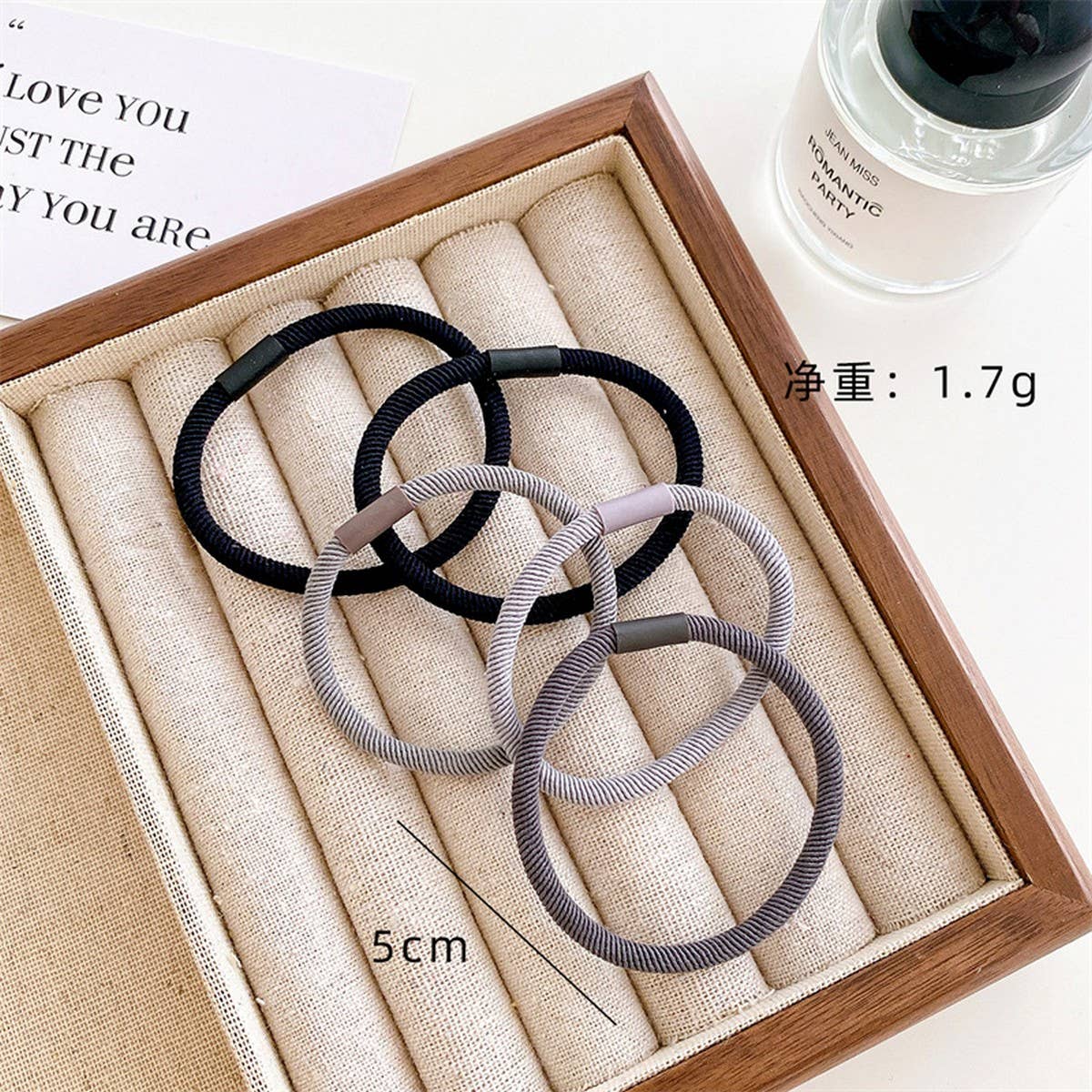 SIMPLE DURABLE AND TRACELESS HAIR TIES_CWAHA1124