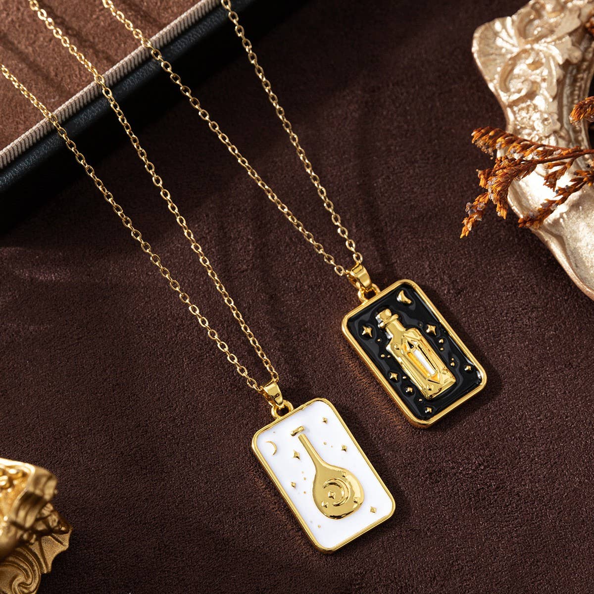 HIGH END RETRO TAROT CLAVICLE NECKLACE FOR WOMEN_CWMM3910