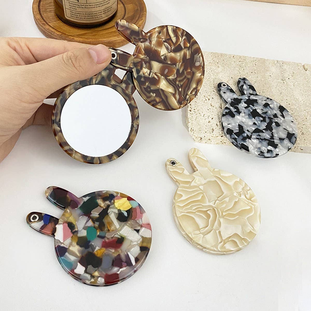 CUTE BUNNY COMPACT MIRROR ACETATE FLORAL_CWMM6374