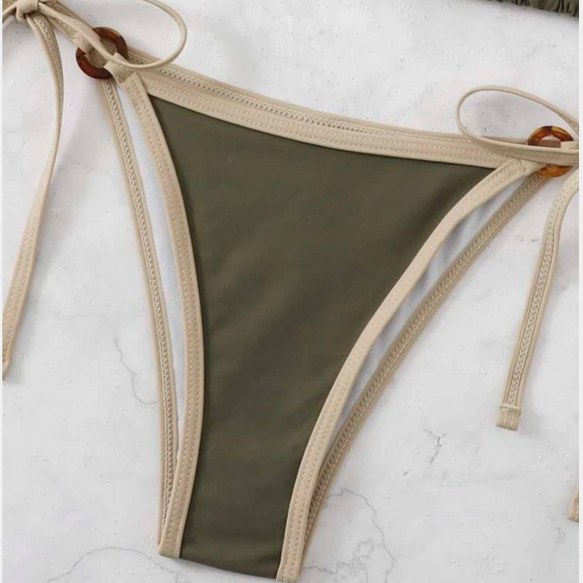 SOLID COLOR SPLIT BIKINI SEXY SLING SWIMSUIT_CWMW0147