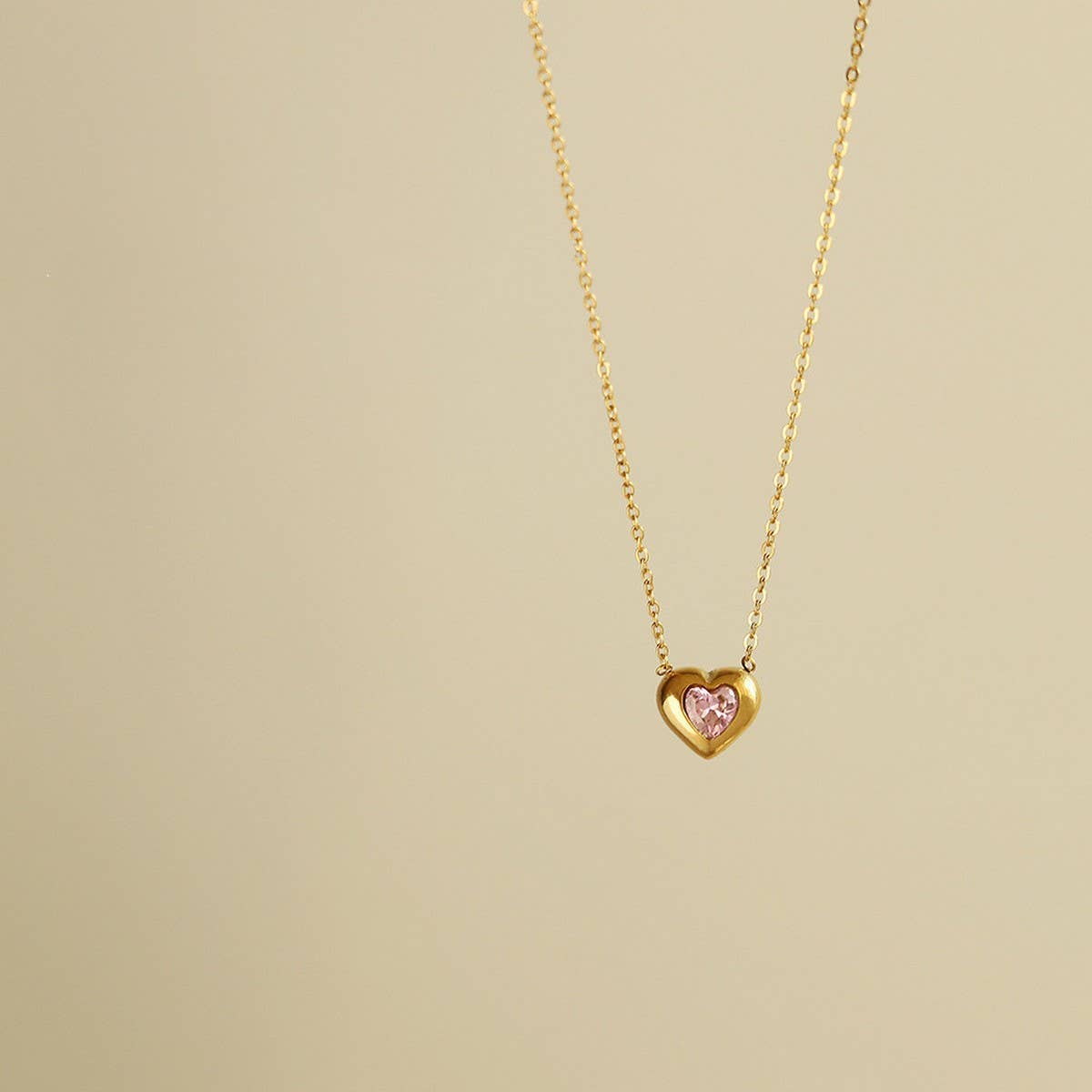 FRENCH VINTAGE HEART PENDANT NECKLACE_CWAJE1596