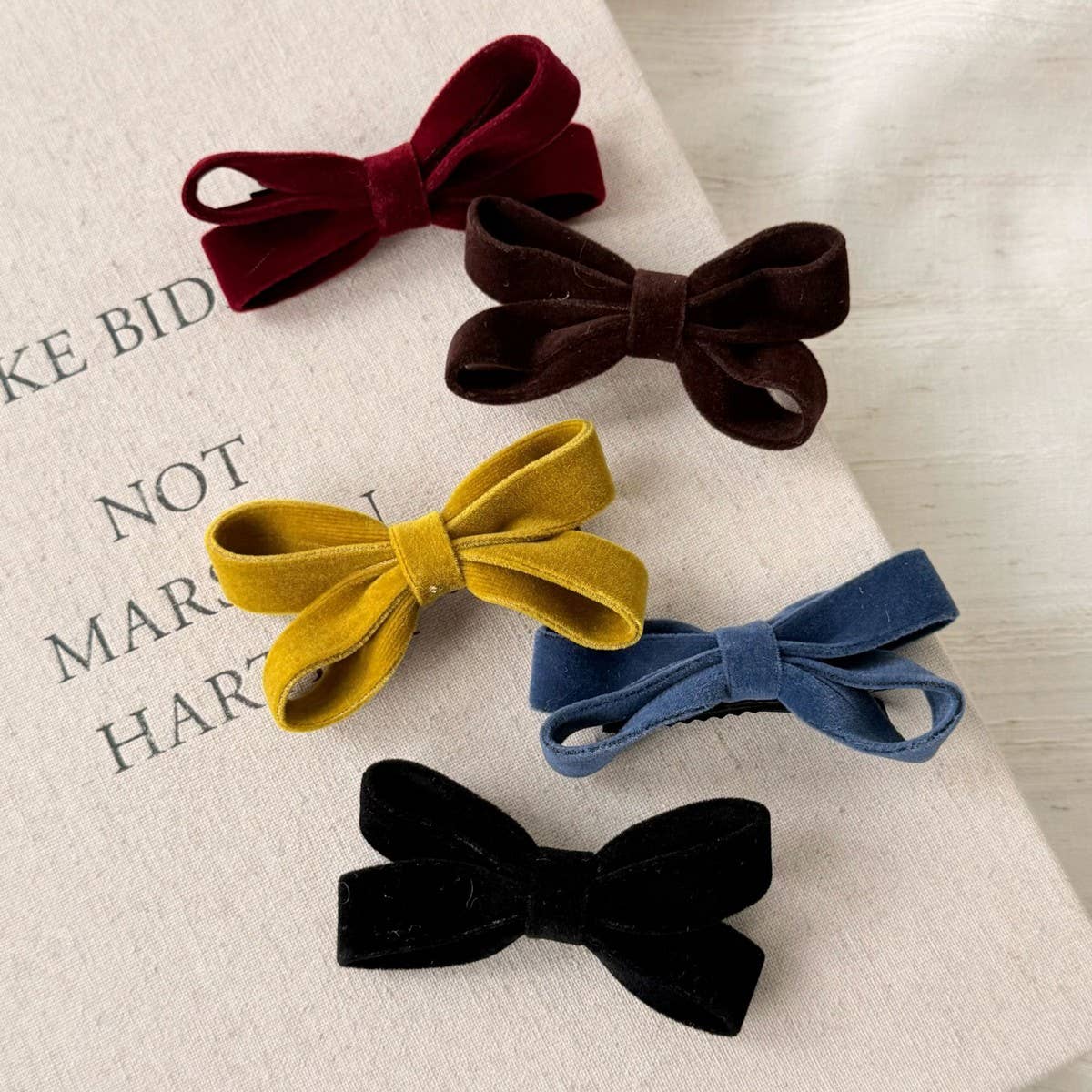 Velvet Bow Hair Clip Sweet Side Bang Pin_Cwaha07815