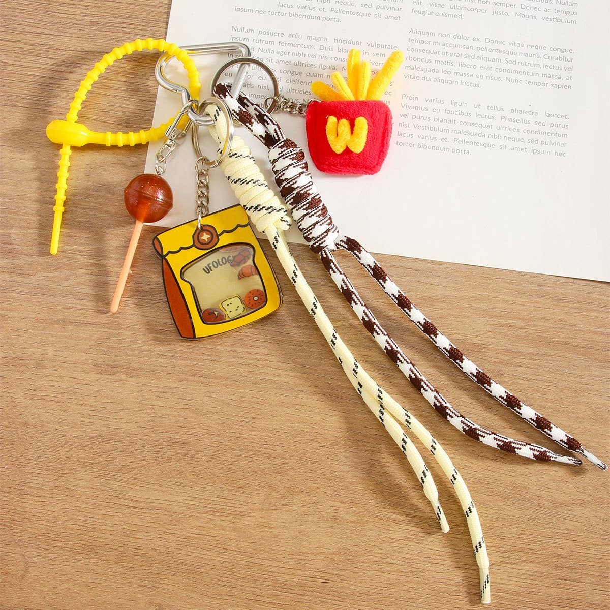 Toast Shaker Keychain With Lollipop Fries_Cwmm7755
