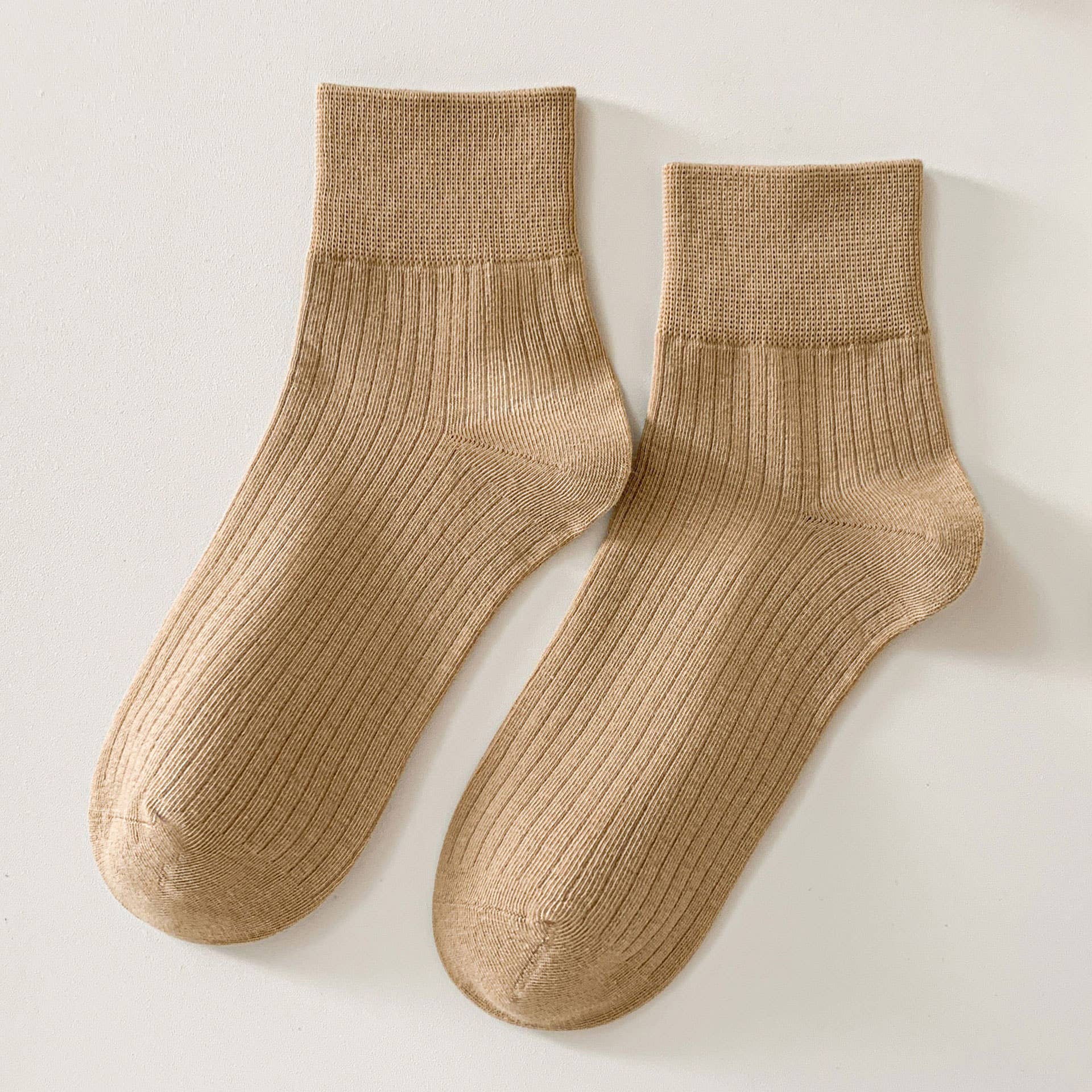 SIMPLE STYLE SOLID COTTON CREW SOCKS FOR WOMENS_CWMS1373