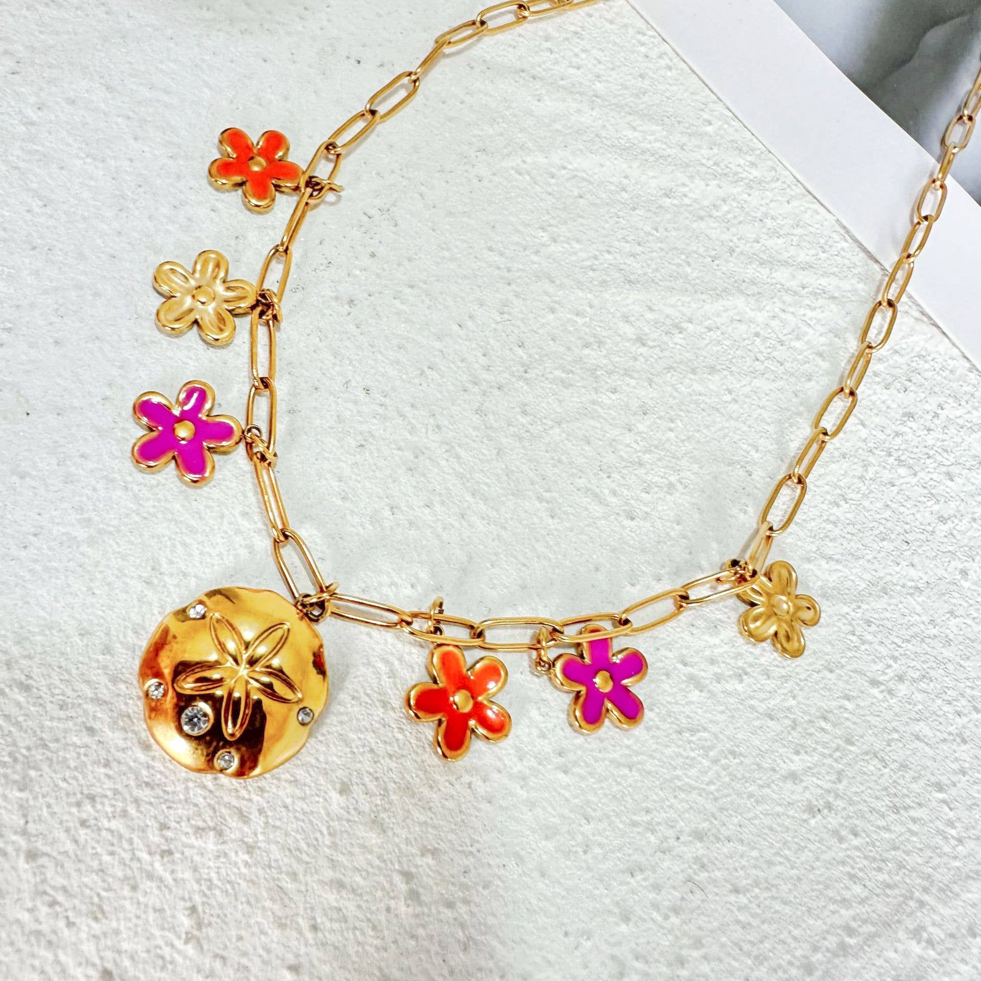 Luxury Seashell Heart Pendant Necklace For Women_Cwaje05616