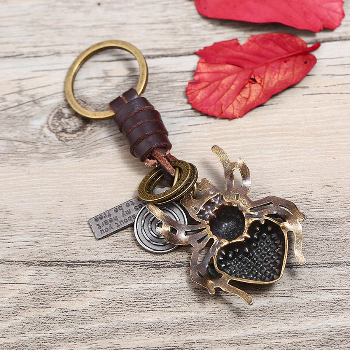 Vintage Alloy Spider Cowhide Keychain_Cwmm4785