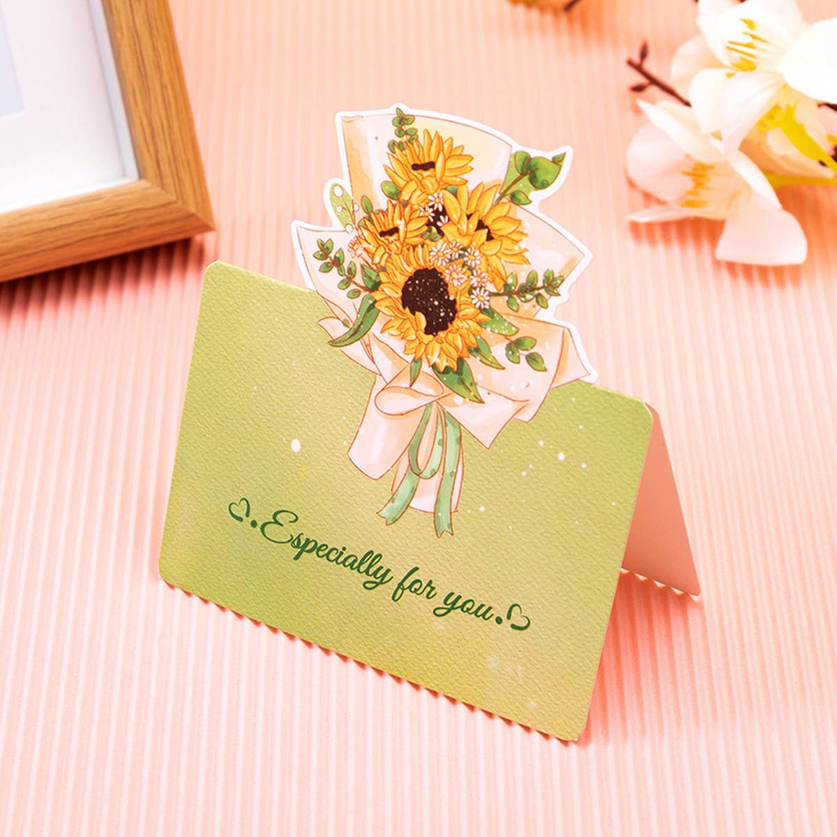 THREE DIMENSIONAL BOUQUET FLOWER GREETING CARD_CWMM1029