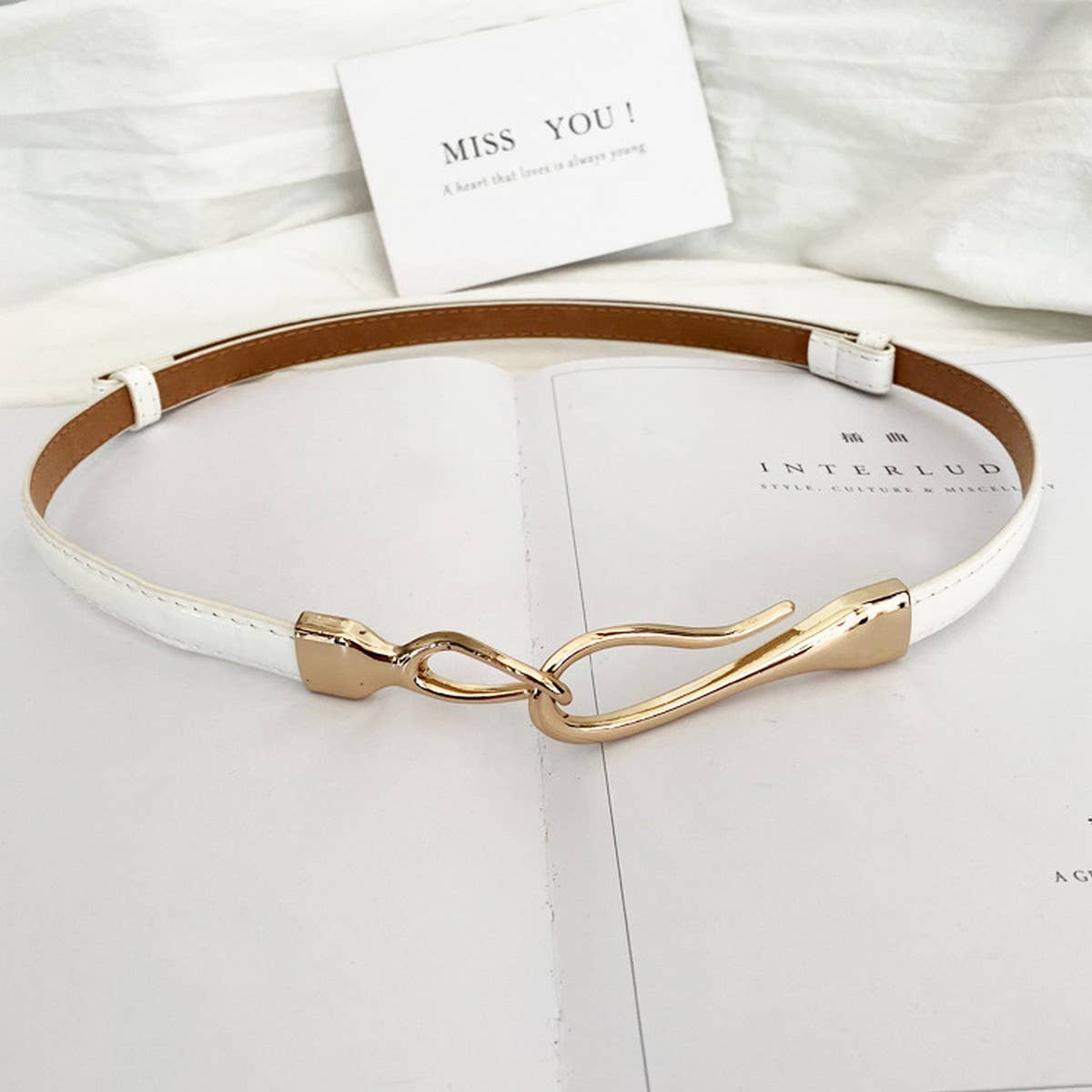 Simple And Versatile Thin Belt_Cwabe0658