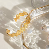 18K GOLD RIBBED BUTTERFLY OPEN CUFF BRACELET_CWAJE4887