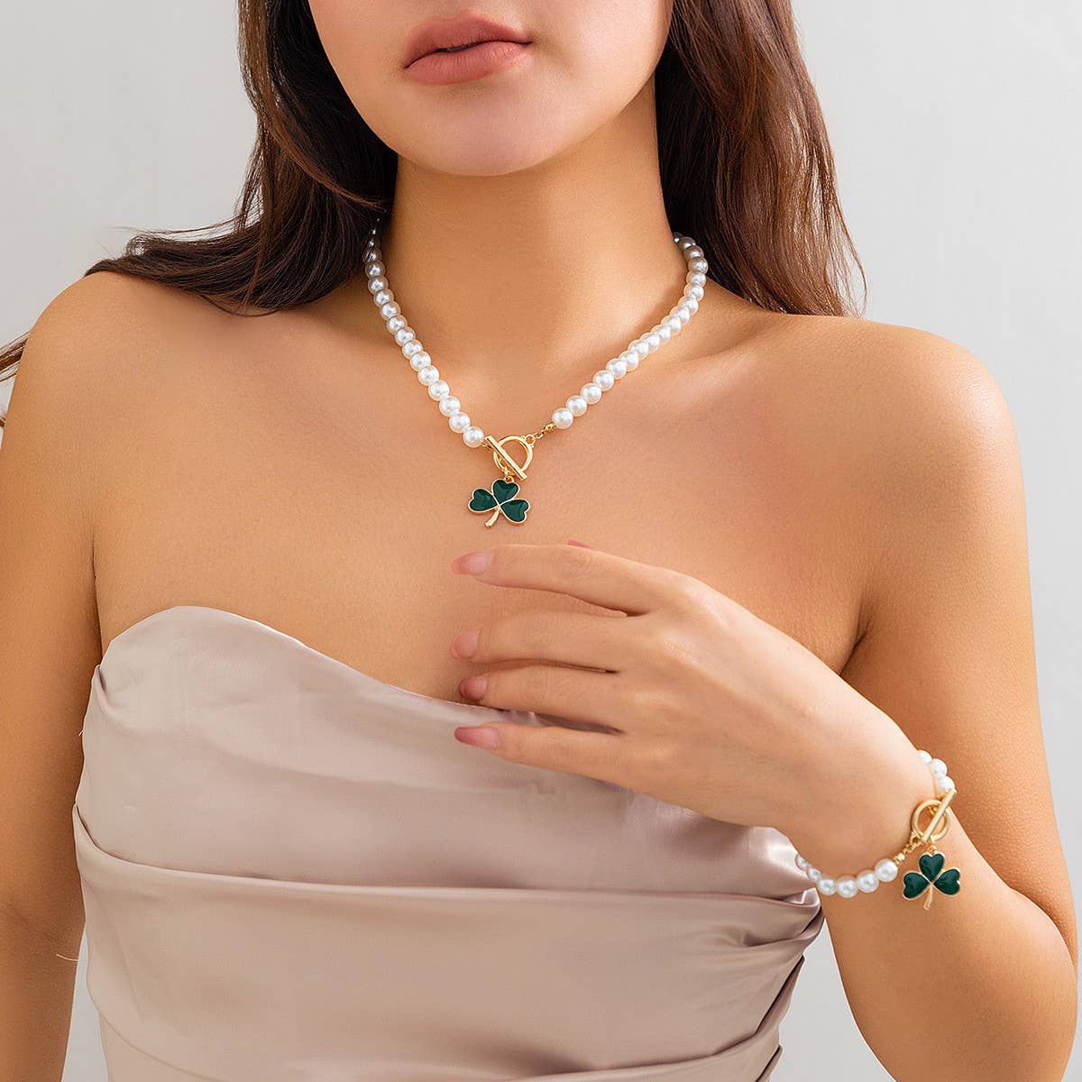 CLOVER PEARL NECKLACE BRACELET SET_CWAJE1131