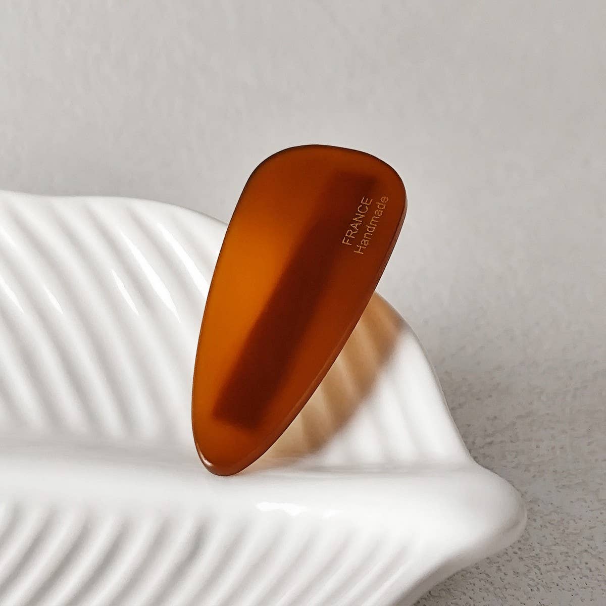 Dopamine Color Acetate Side Bang Hair Clip_Cwaha07270