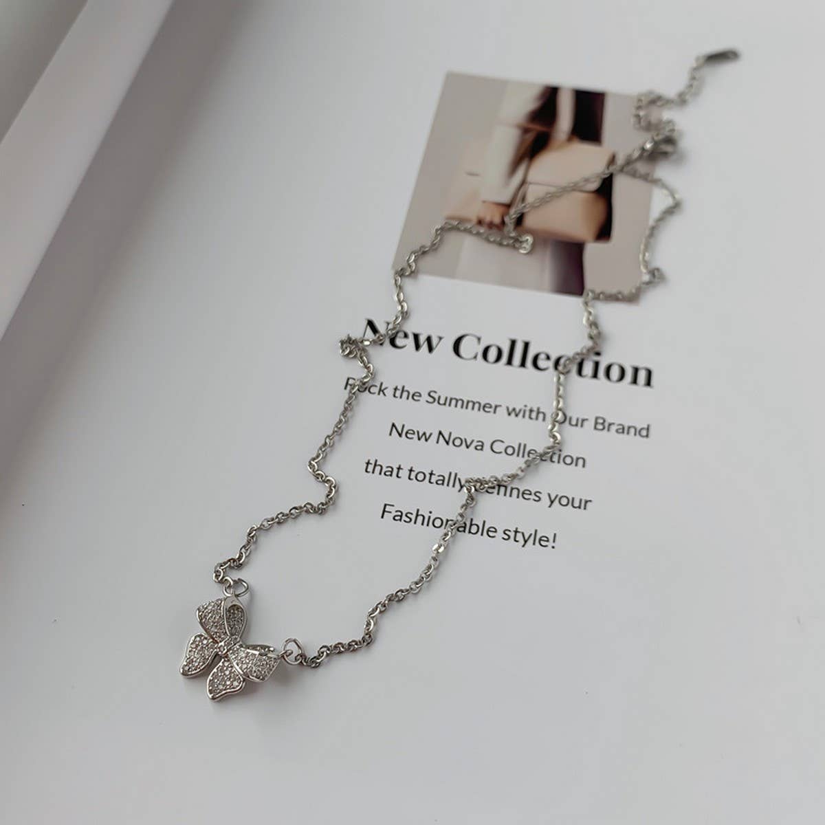 NICHE DESIGN RHINESTONE BOW NECKLACE FOR WOMEN_CWAJE3089