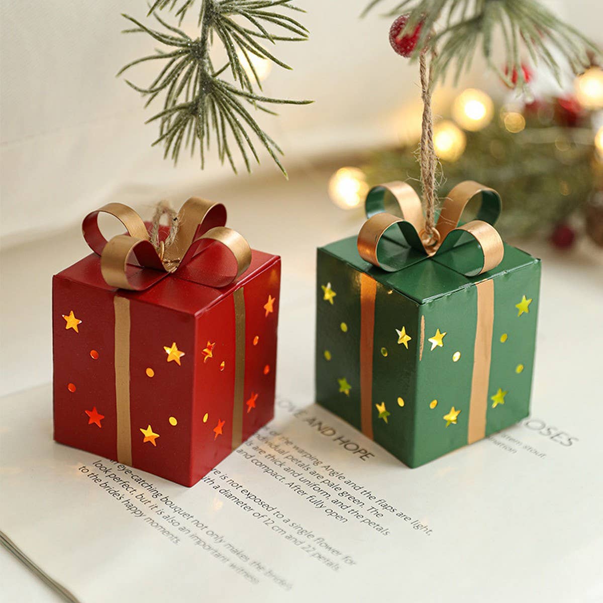 IRON STAR LIGHTED GIFT BOX XMAS TREE DECOR_CWMM9779