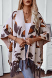 Cwocas0046_Contrast Leopard Print Knitted Fringed Cape