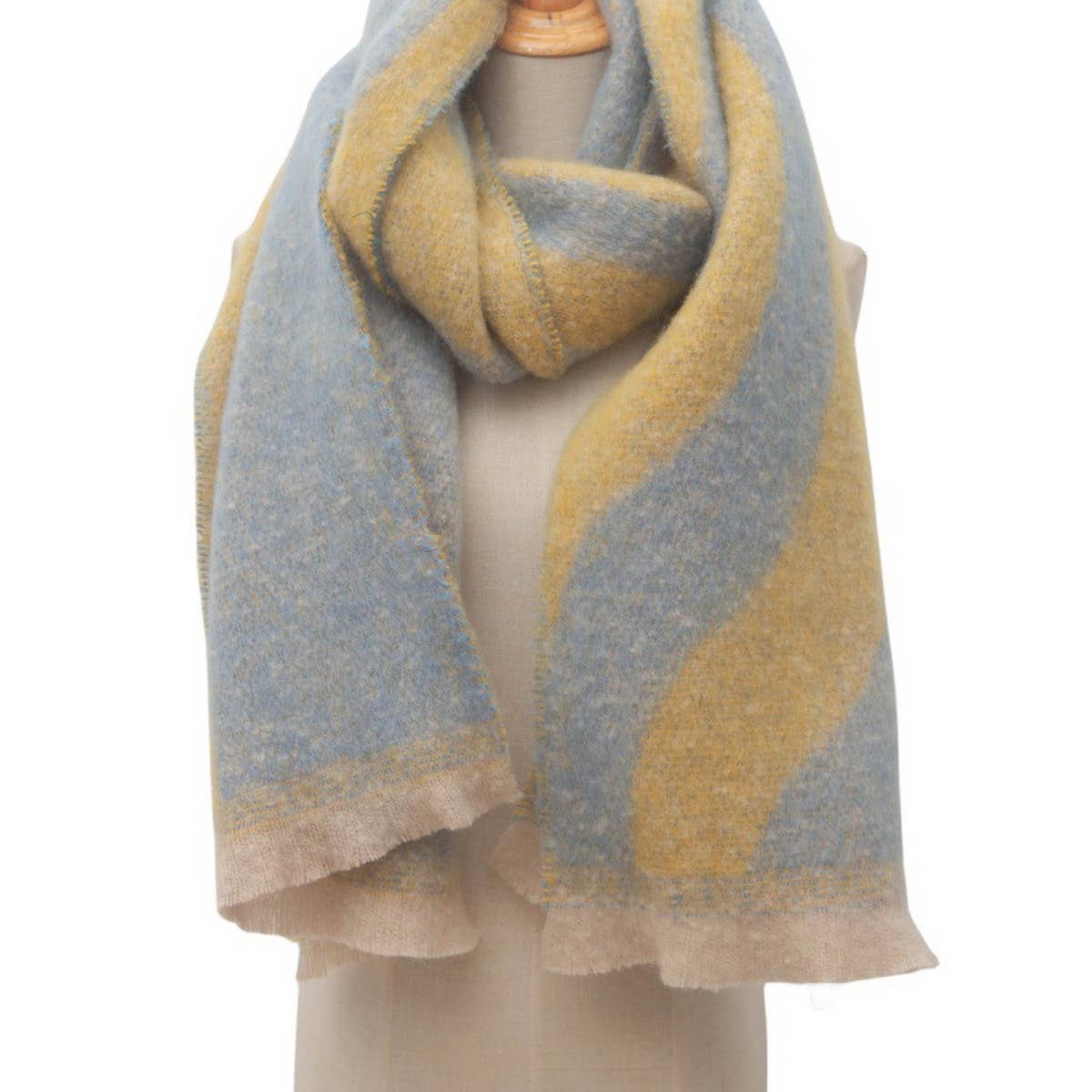 TEXTURED JACQUARD SCARF LOOP YARN WINTER WRAP_CWASC0871