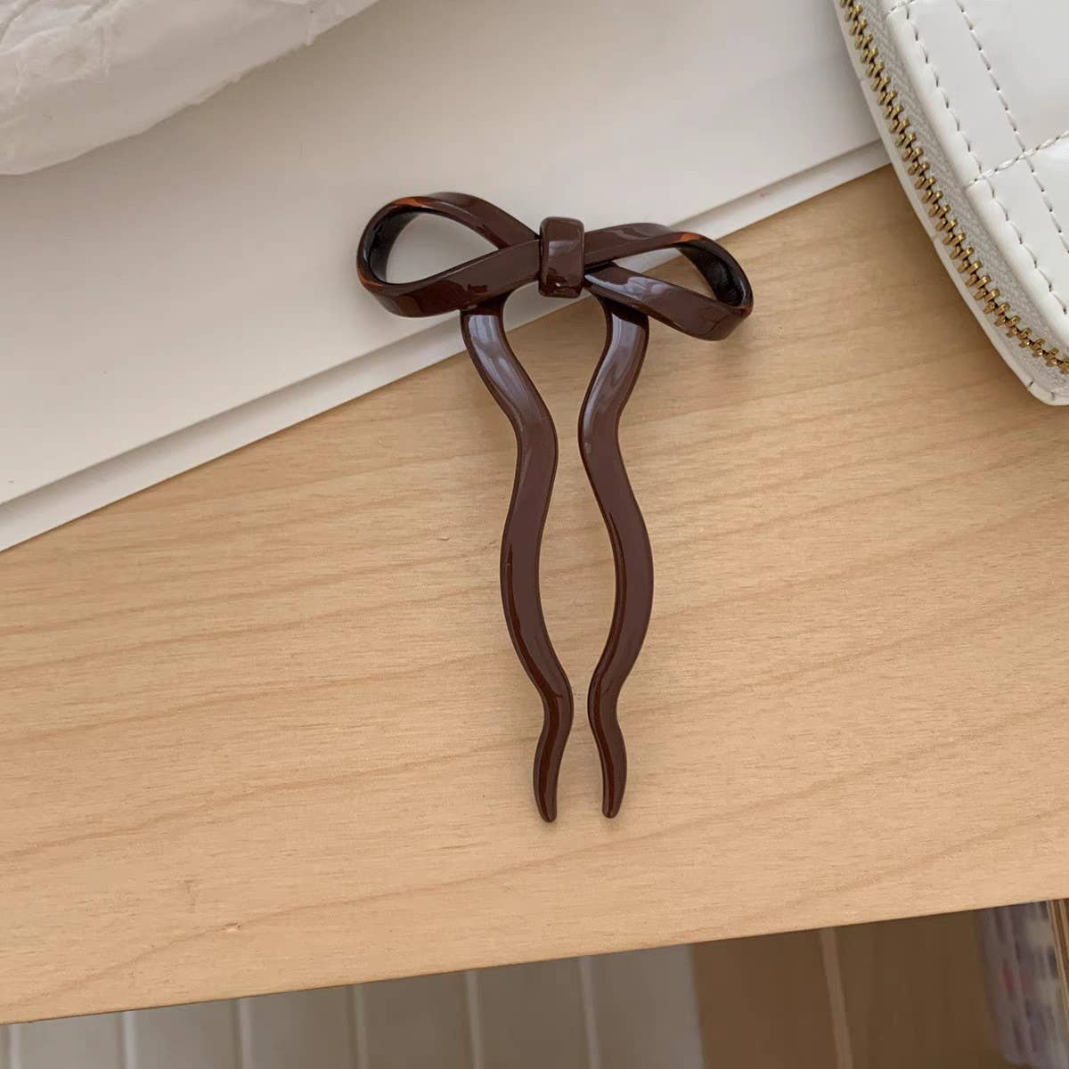 TEMPERAMENT BOW U SHAPED HAIRPIN_CWAHA2691