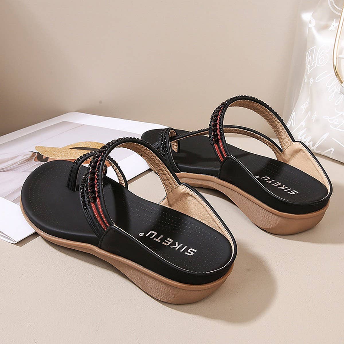CROSS STRAP COMFORTABLE CASUAL SANDALS SLIPPERS_CWSHS0529