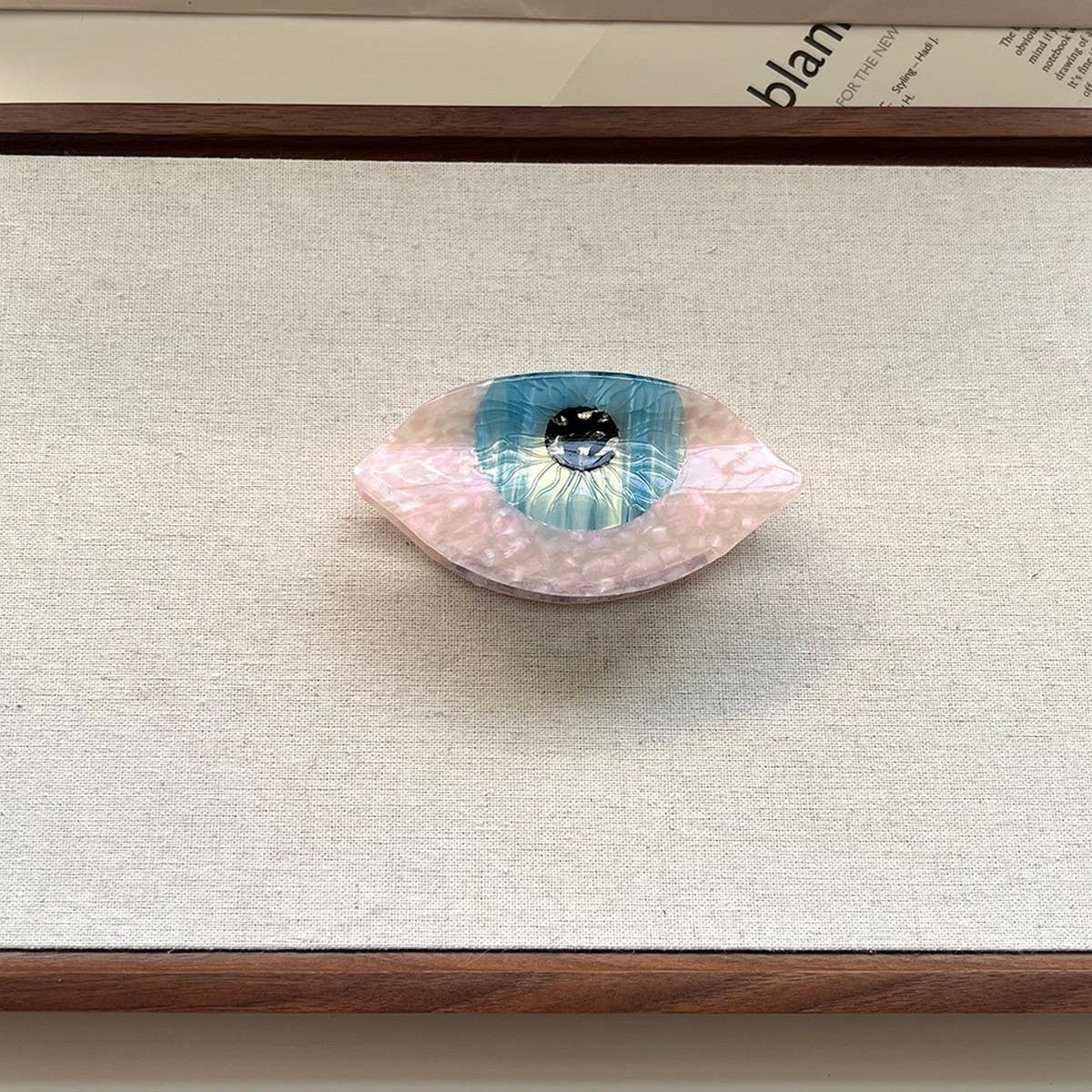 Vintage Eye Acetate Hair Claw Simple Chic Clip_cwaha6027