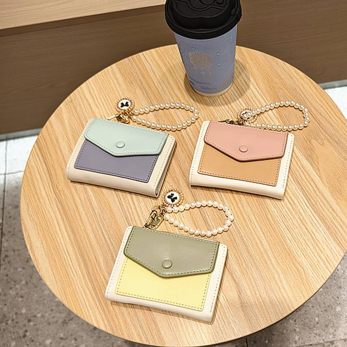 Unique Design Cute Two-Tone Pearl Wallet_Cwab06246