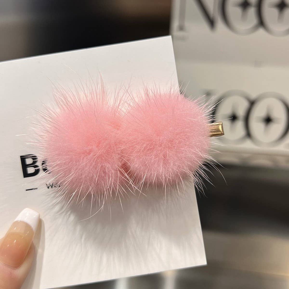 CUTE FURRY HAIRPIN DUCKBILL CLIP BANGS HAIRPIN_CWAHA3301