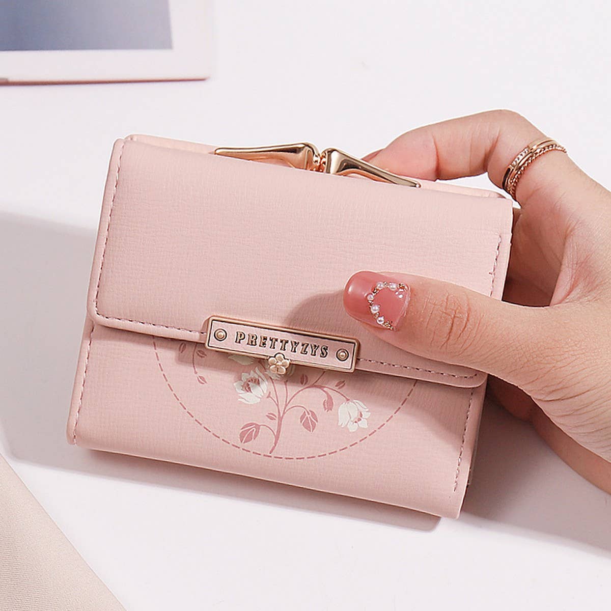 Floral Mini Trifold Wallet With Snap Button_Cwab06220