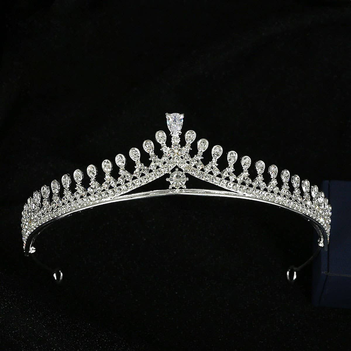 CELEBRITY STYLE BRIDAL CROWN WEDDING ACCESSORIES_CWMM2028
