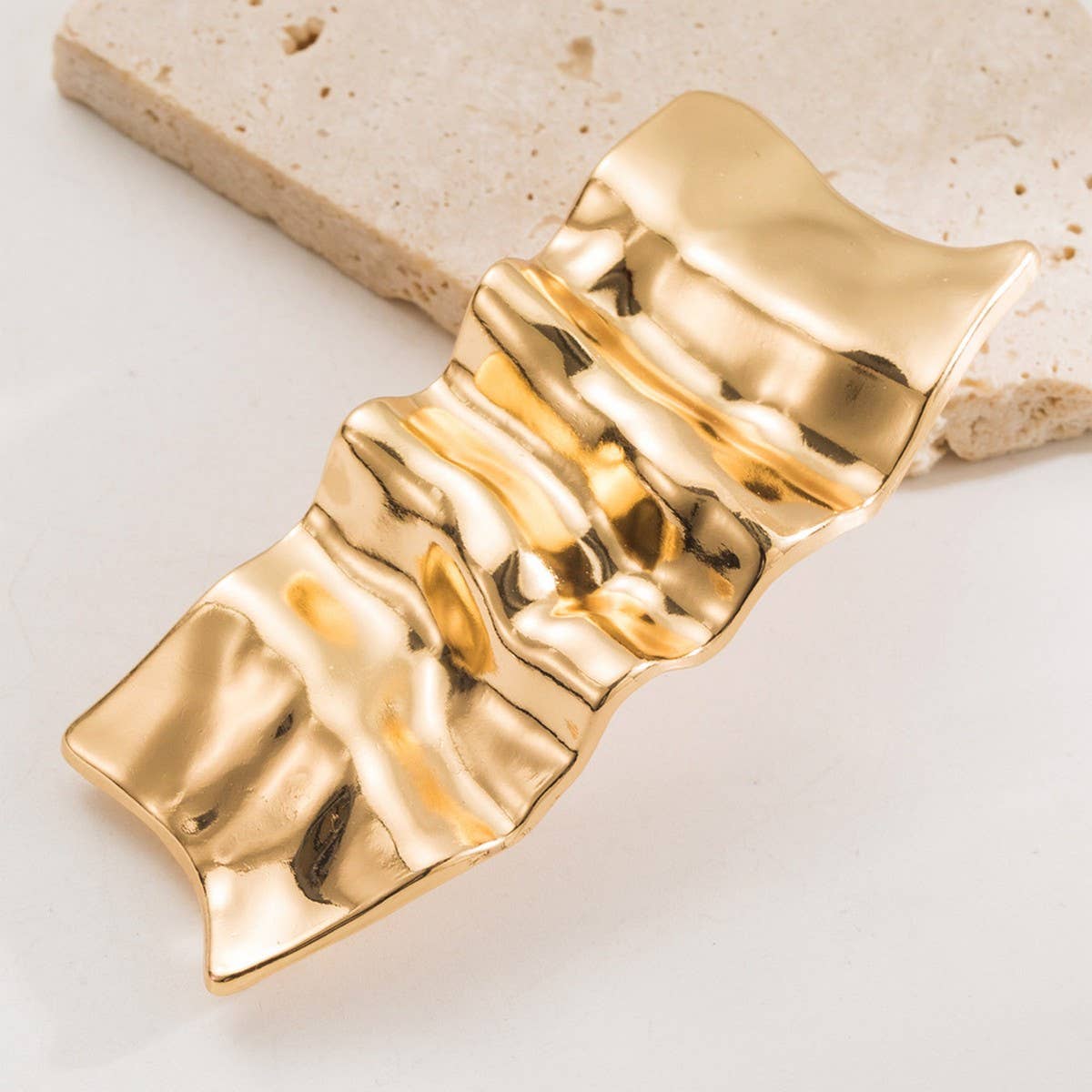 Wrinkled Metal Hair Clip Elegant Low Ponytail_Cwmm8539