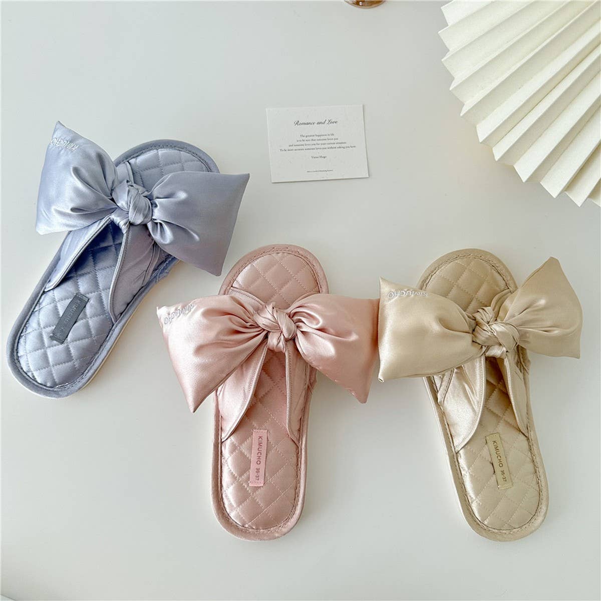 LETTER EMBROIDERED HOLLOW BOW HOME SLIPPERS_CWMM2989