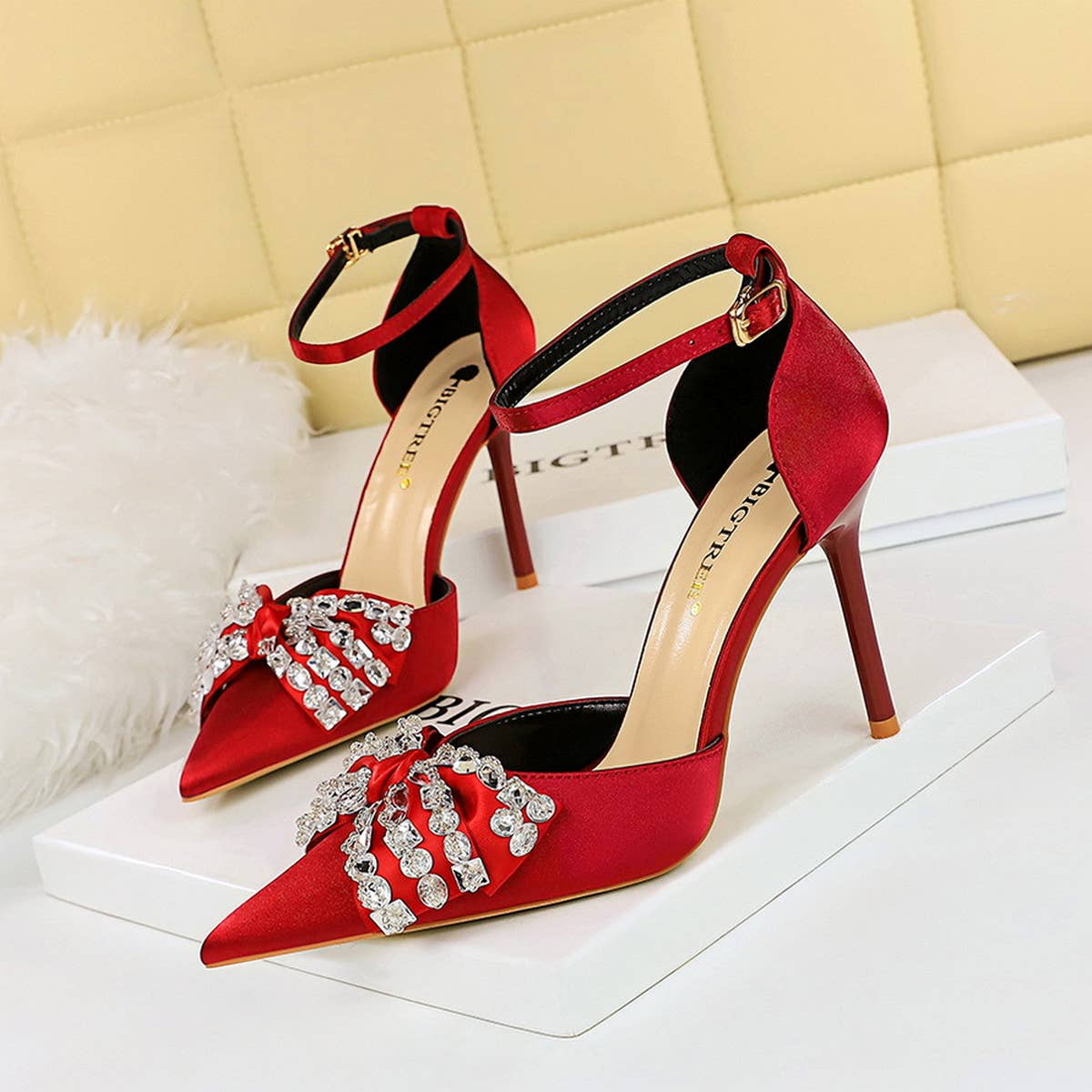 Women Retro Rhinestone Hollow Strap High Heels