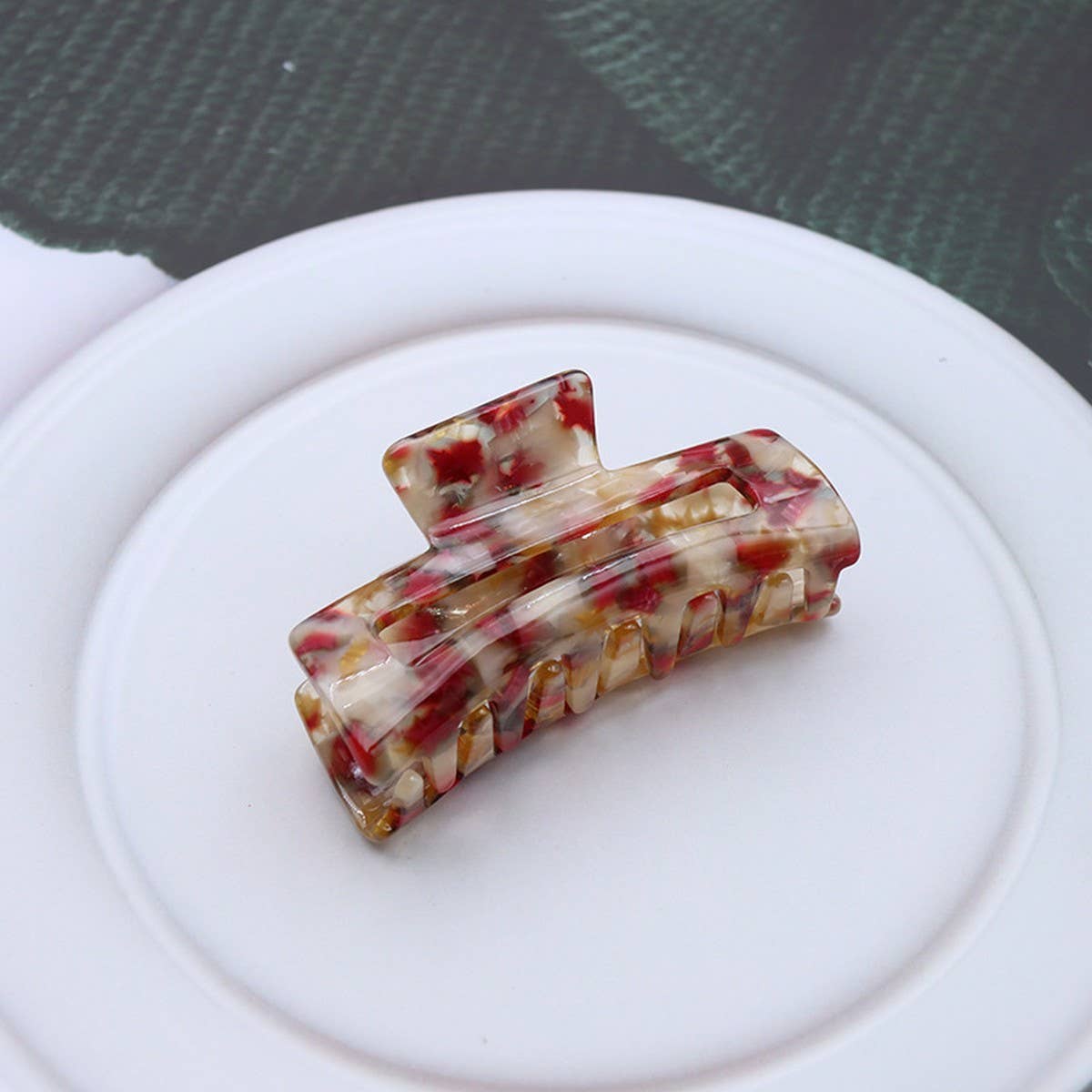 8CM HOLLOW SQUARE HAIRPIN STUDENT SHARK CLIP_CWAHA2616