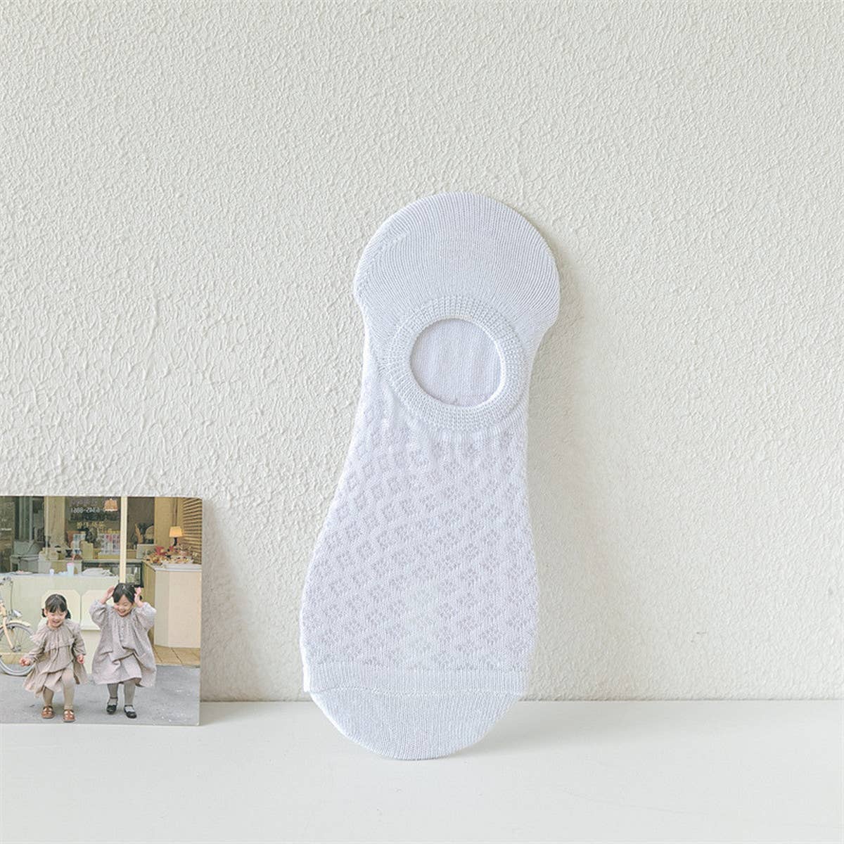 Women Light Non-Slip Non-Falling Invisible Socks_Cwms0461